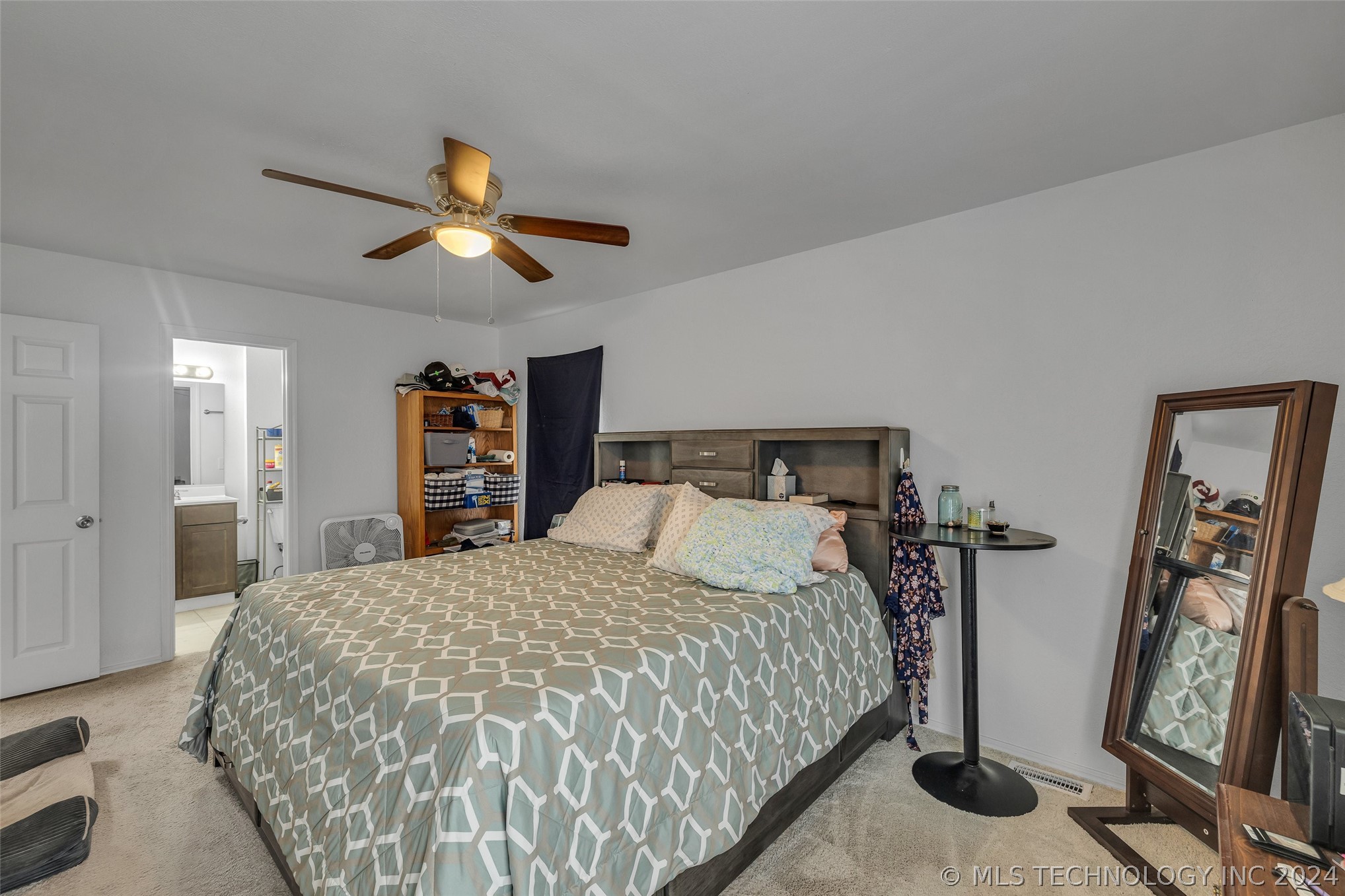 12206 E 81st Place N