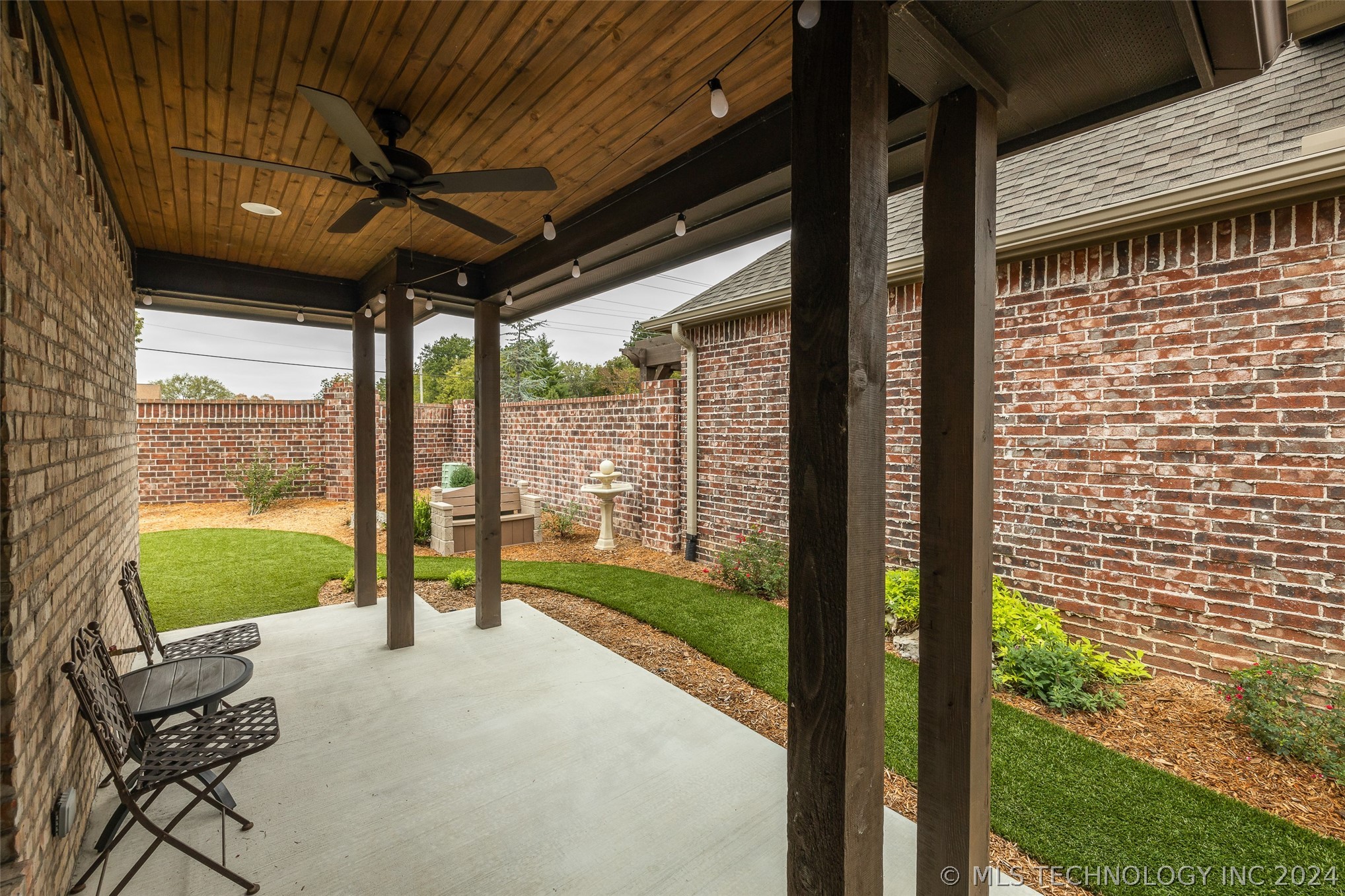 3824 W Orlando Street