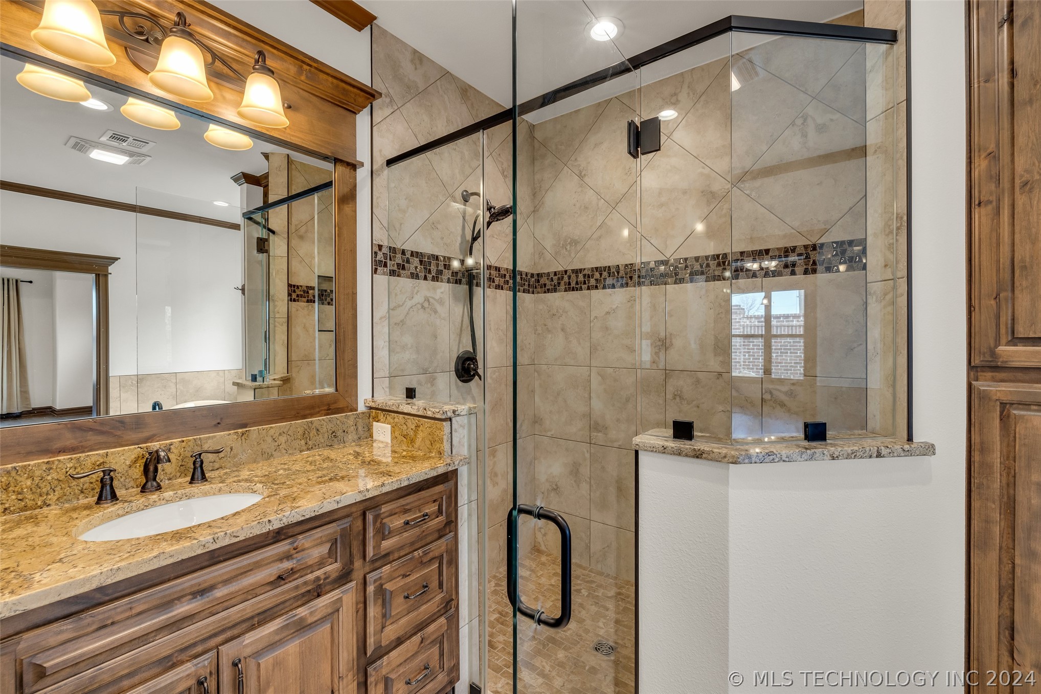 3824 W Orlando Street