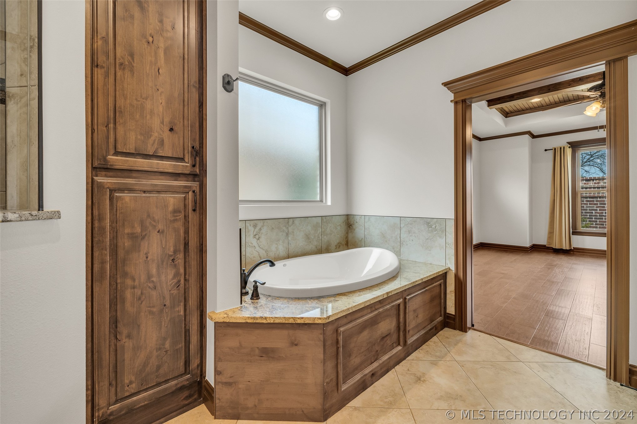 3824 W Orlando Street