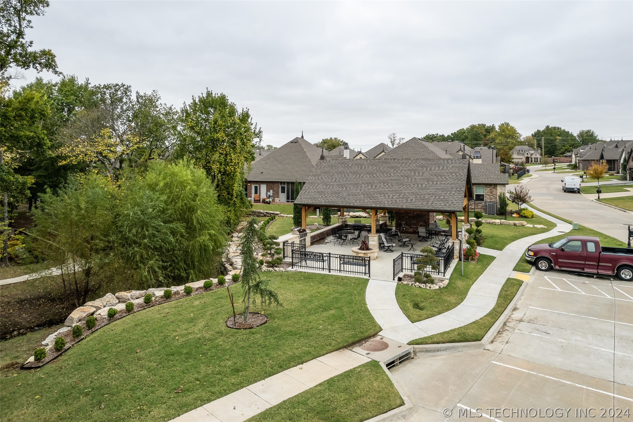 3824 W Orlando Street