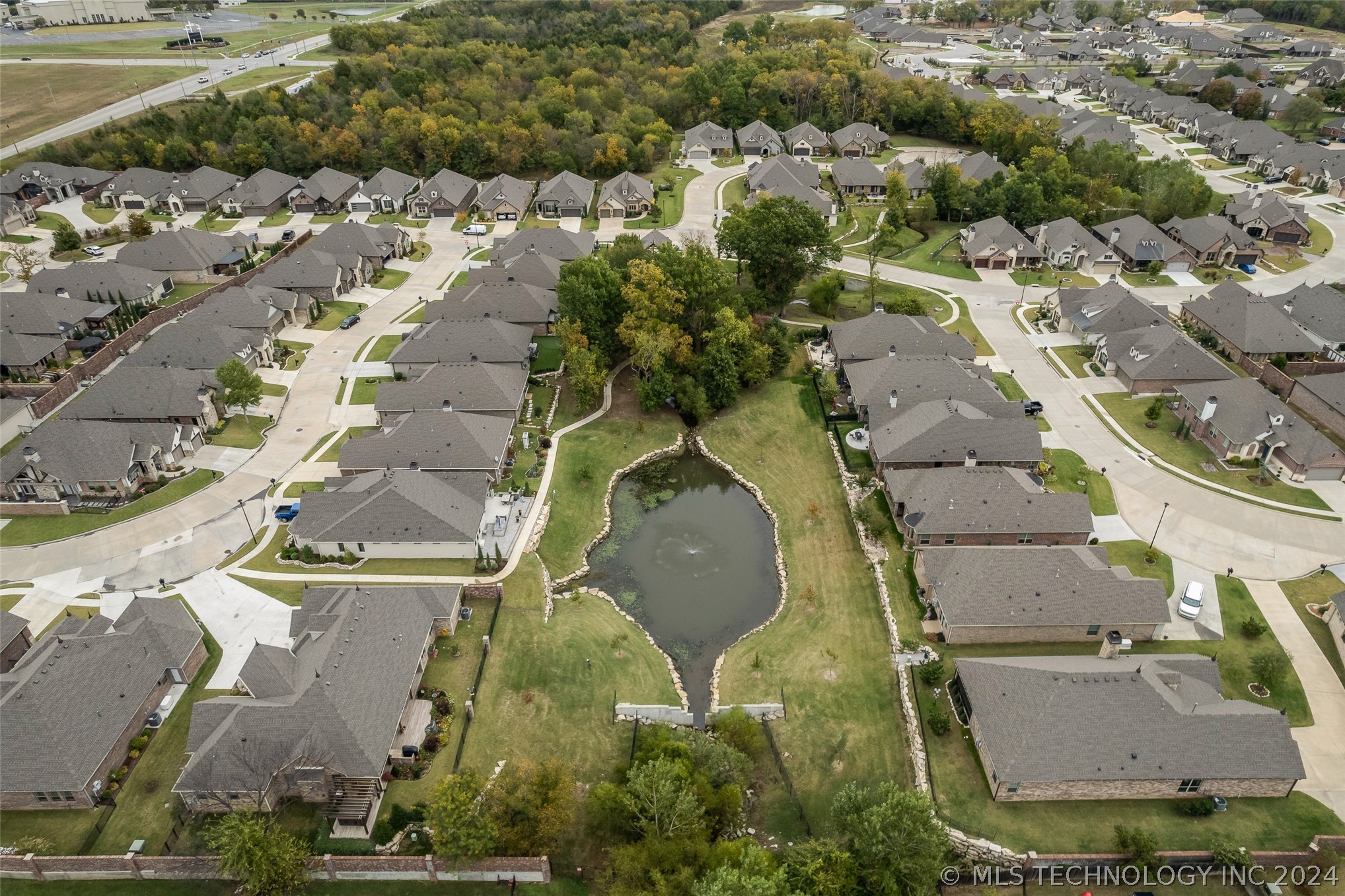 3824 W Orlando Street