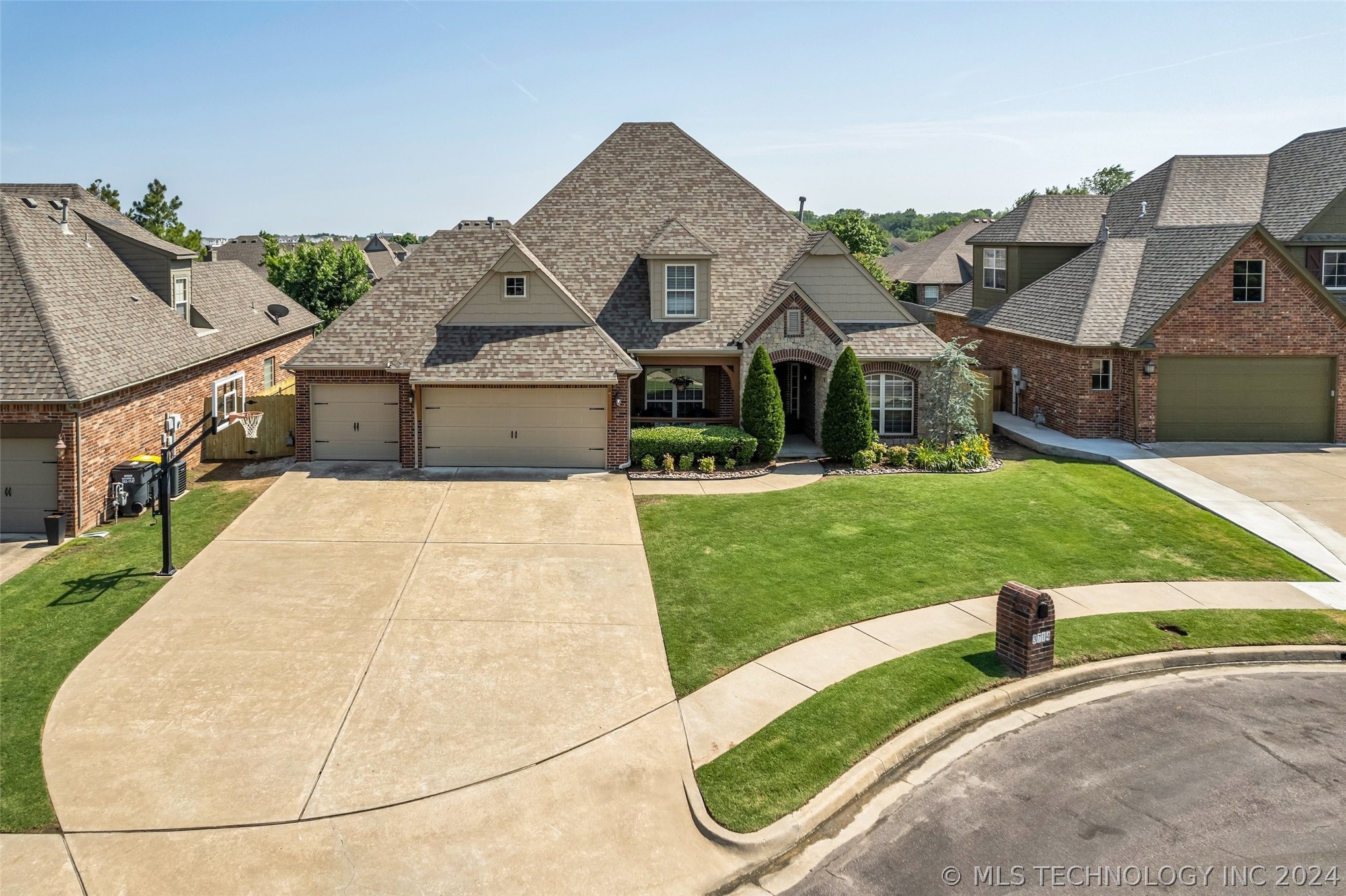 3714 W 108th Court S