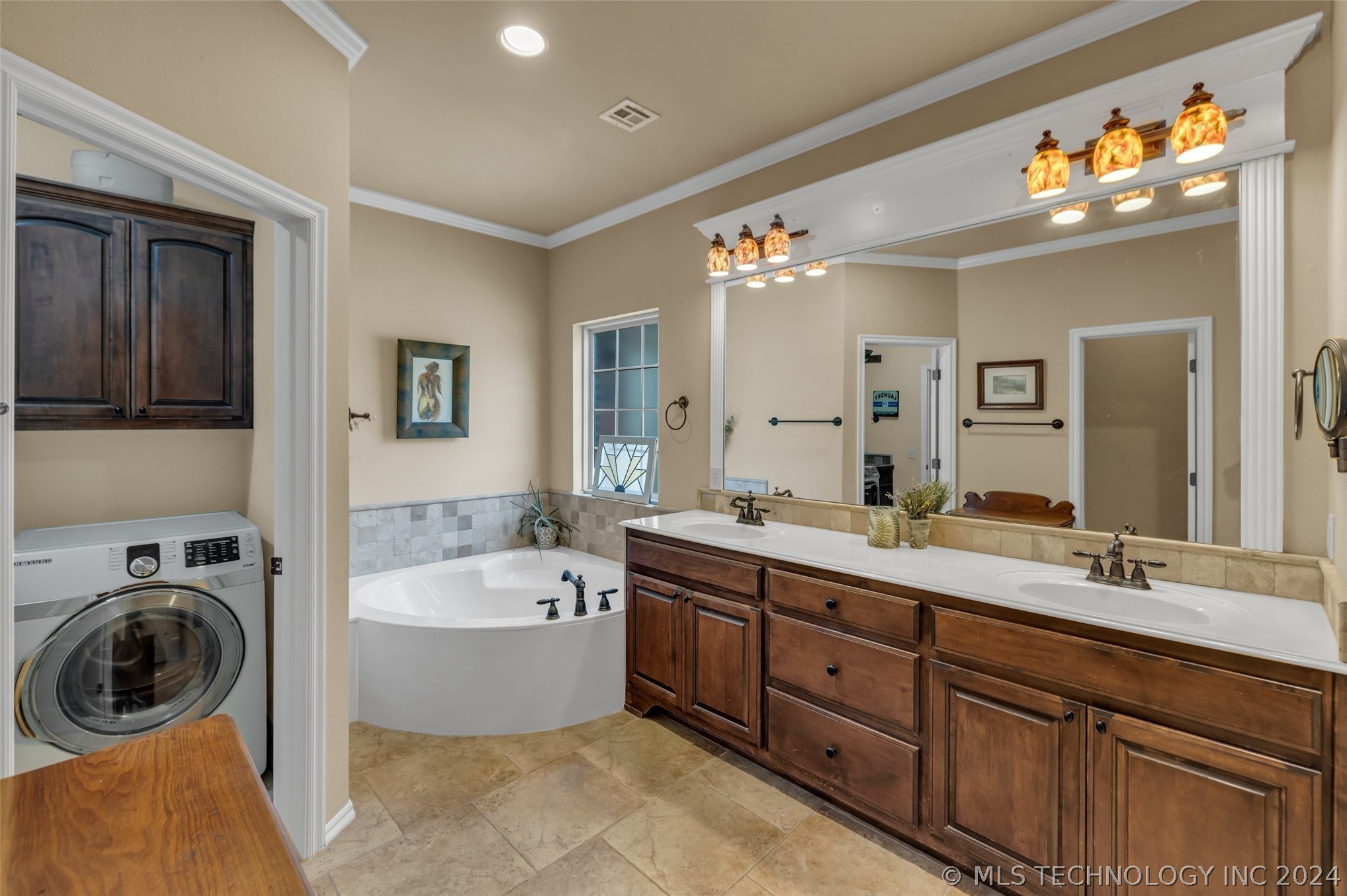 3714 W 108th Court S