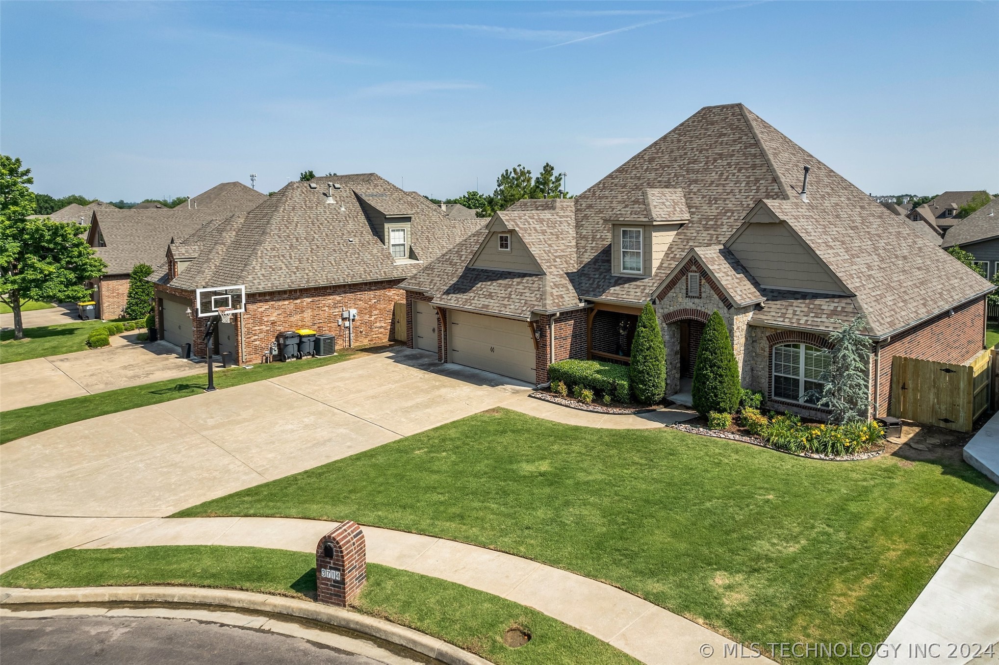 3714 W 108th Court S