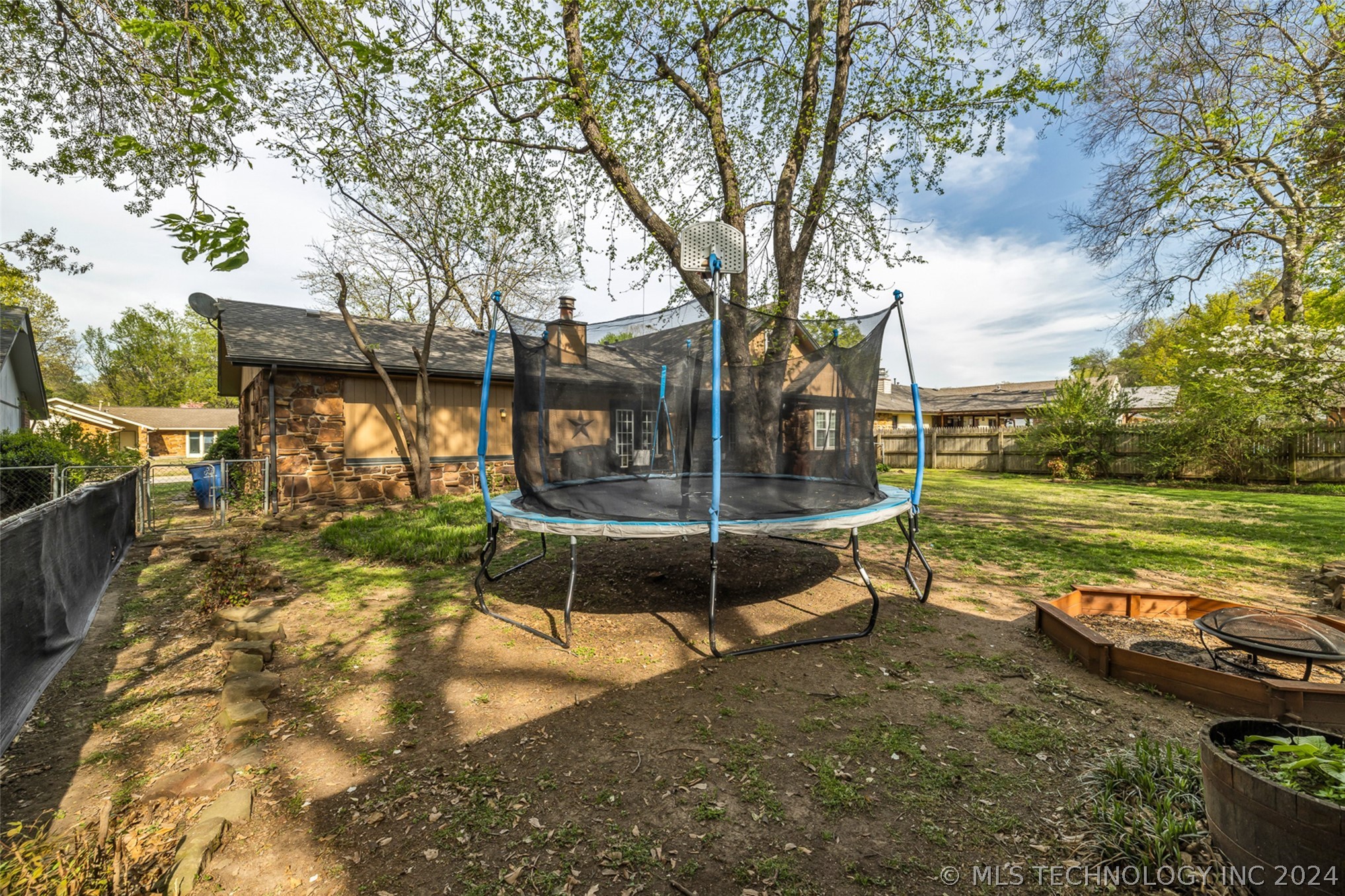 1740 W 63rd Street S