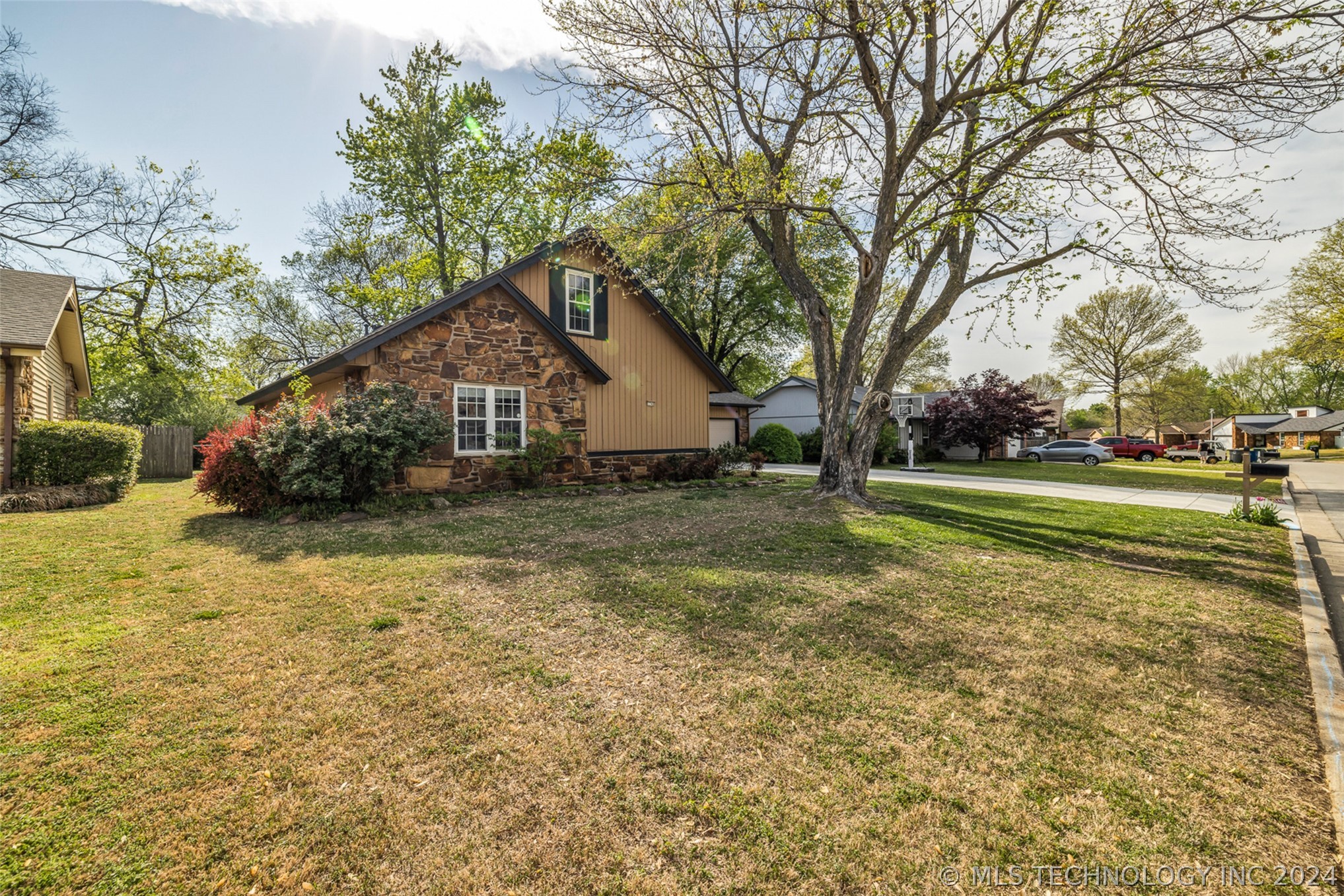 1740 W 63rd Street S