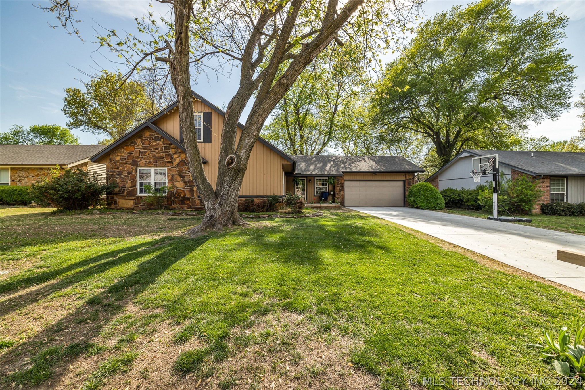 1740 W 63rd Street S