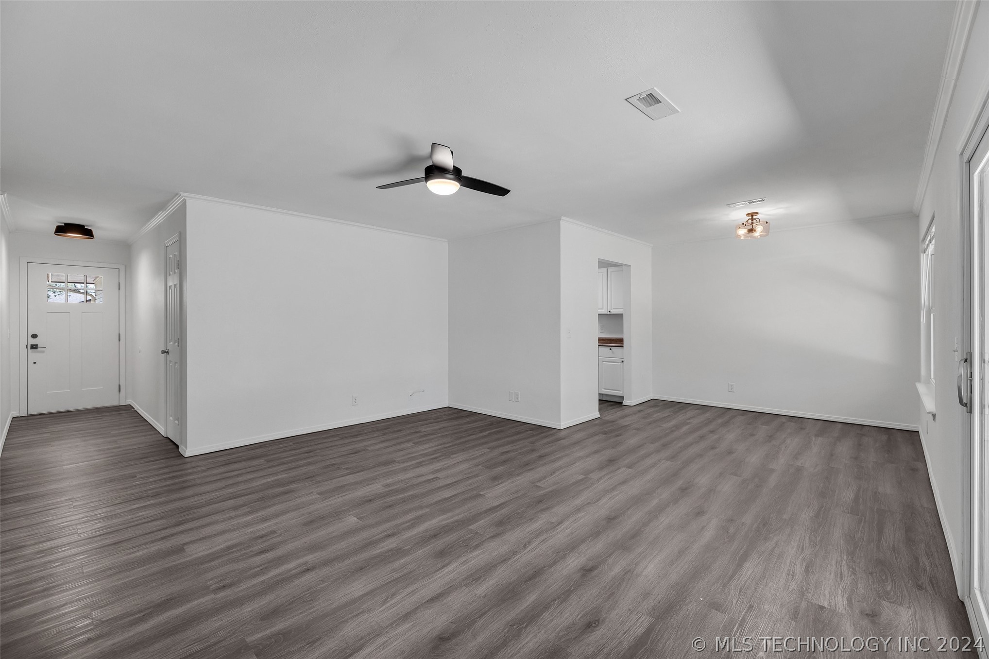 204 W Canton Street