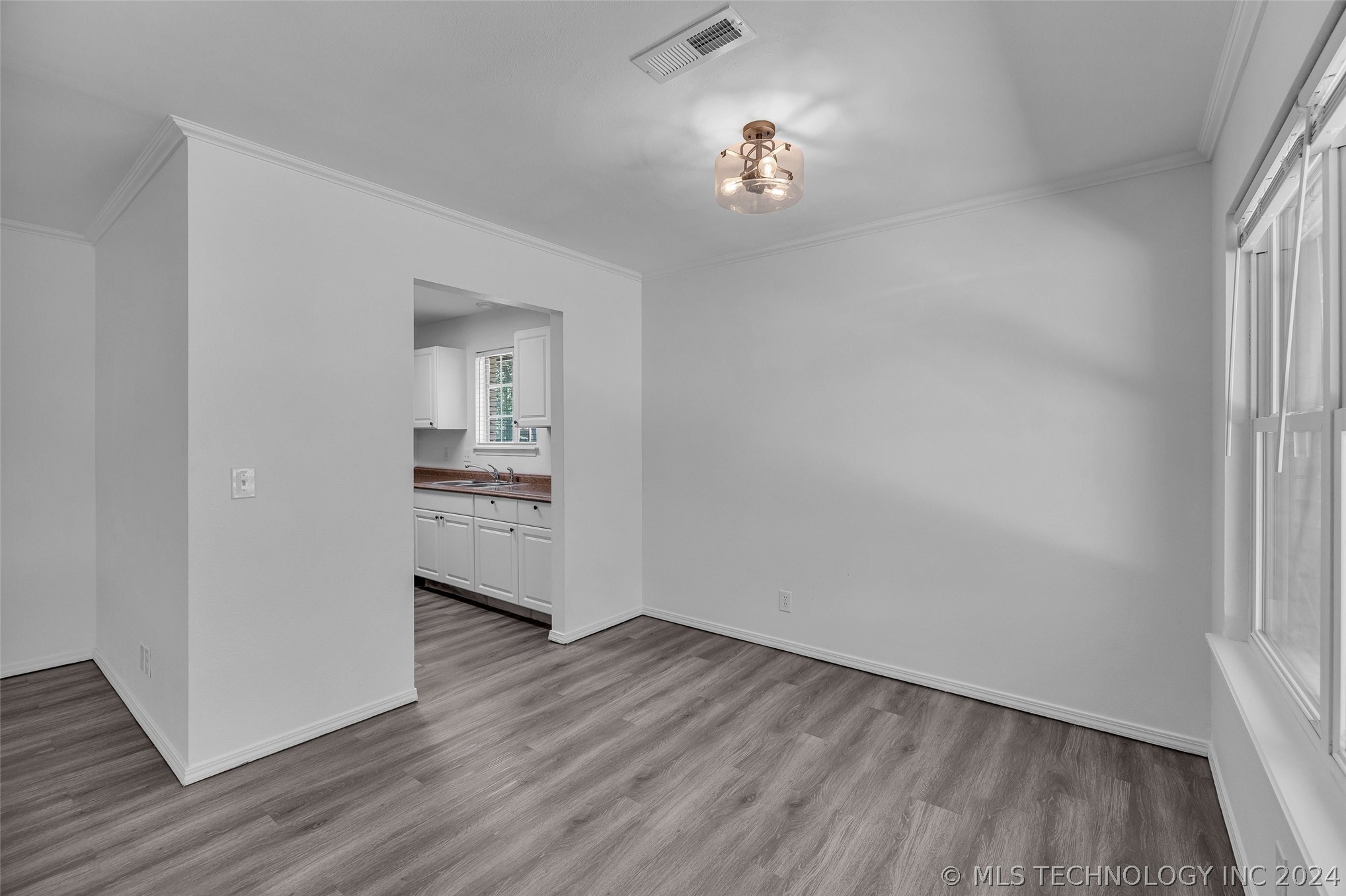 204 W Canton Street