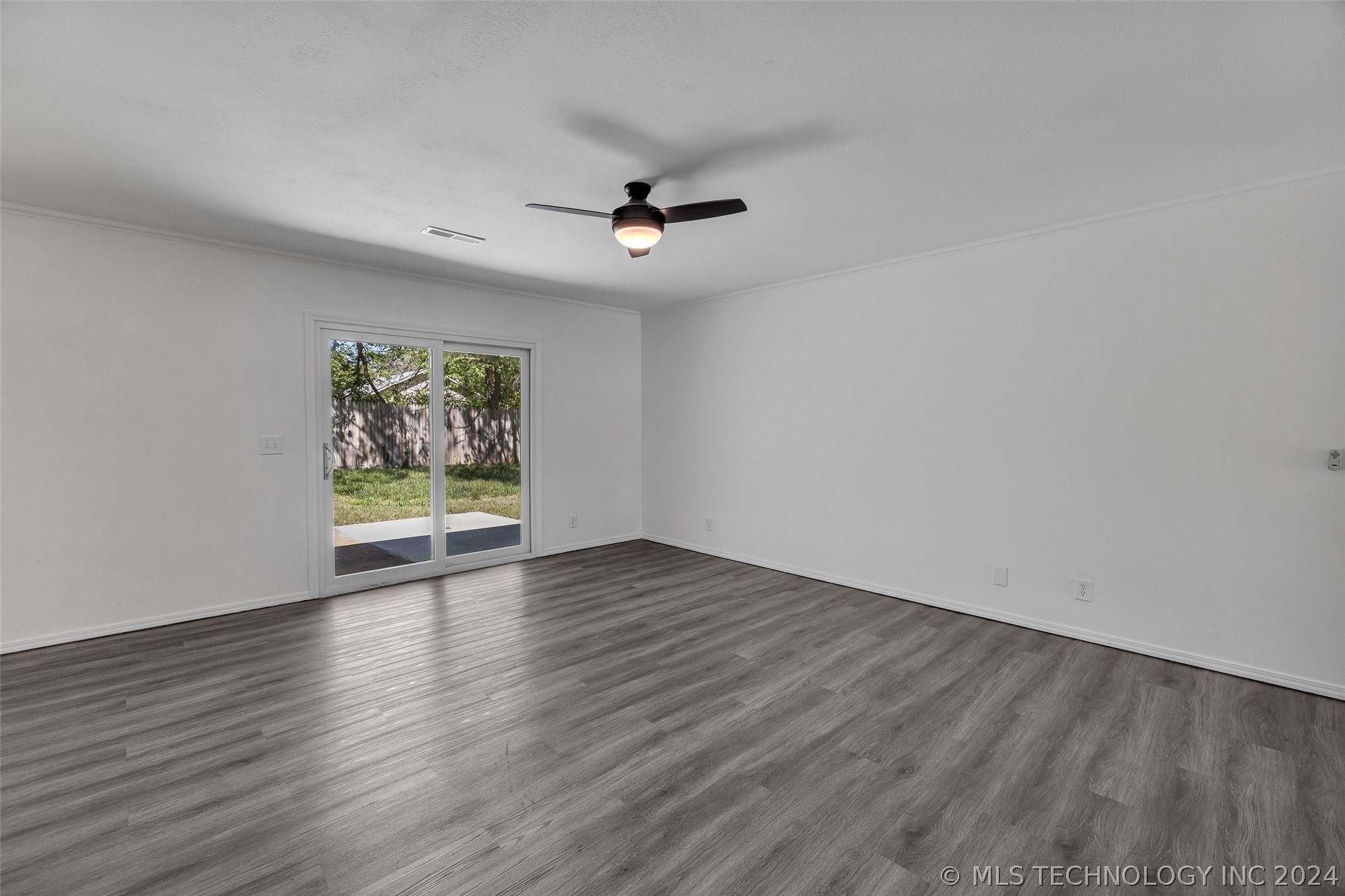 204 W Canton Street