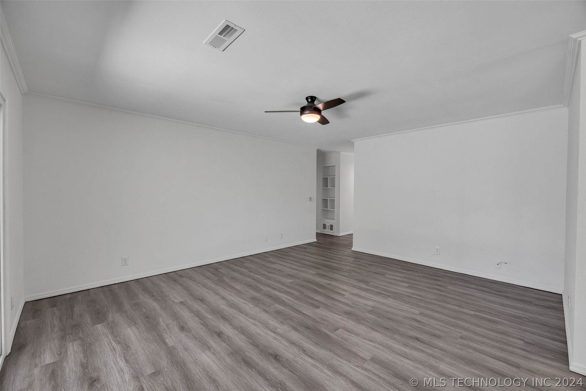204 W Canton Street