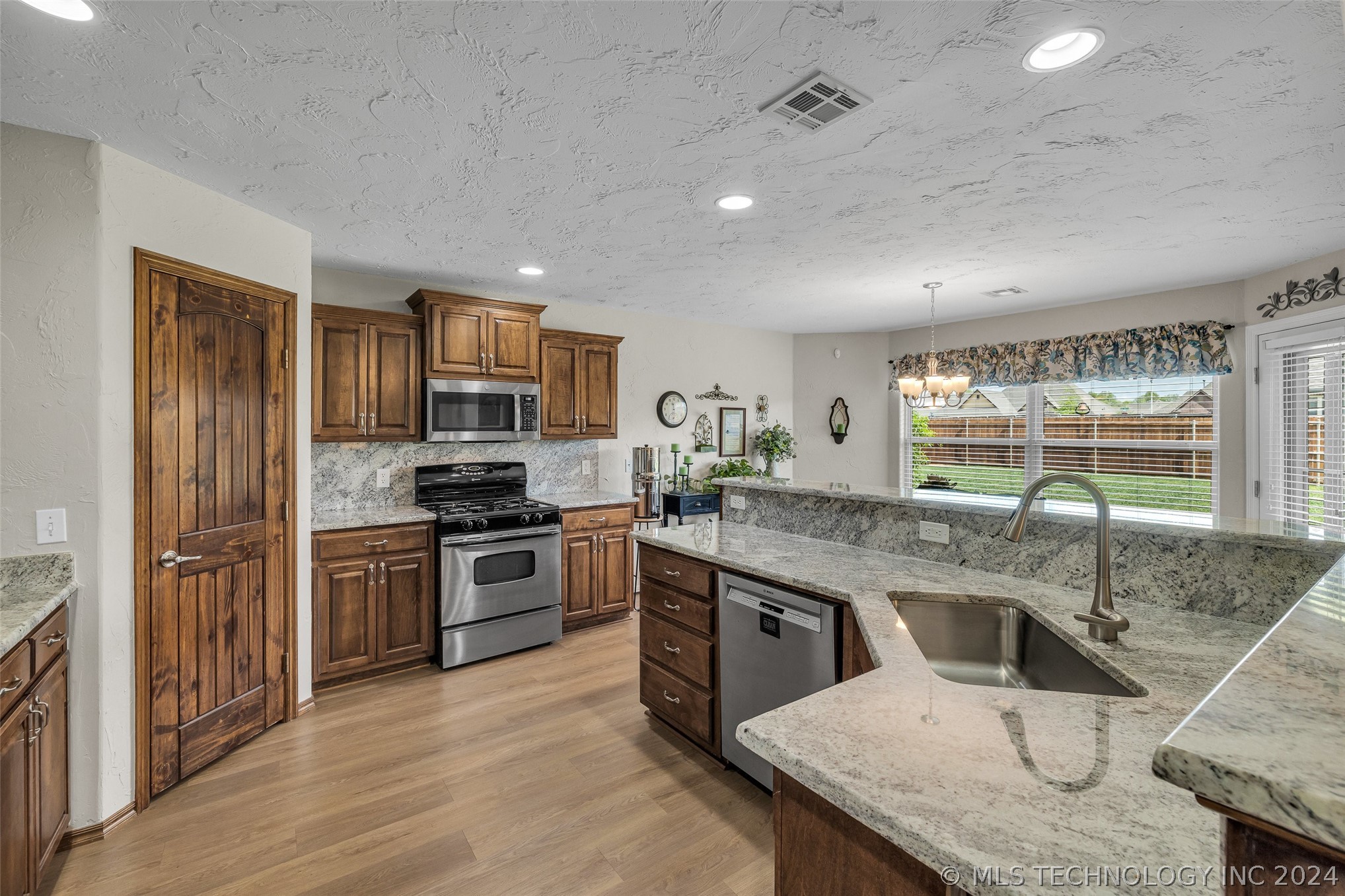 8227 Vintage Trace Drive