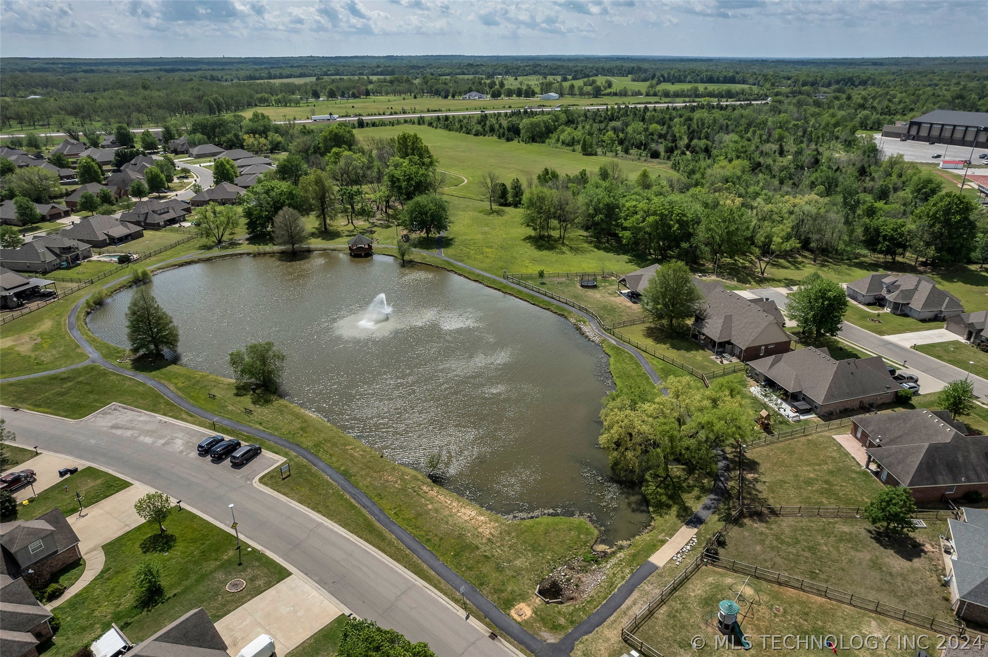 8227 Vintage Trace Drive