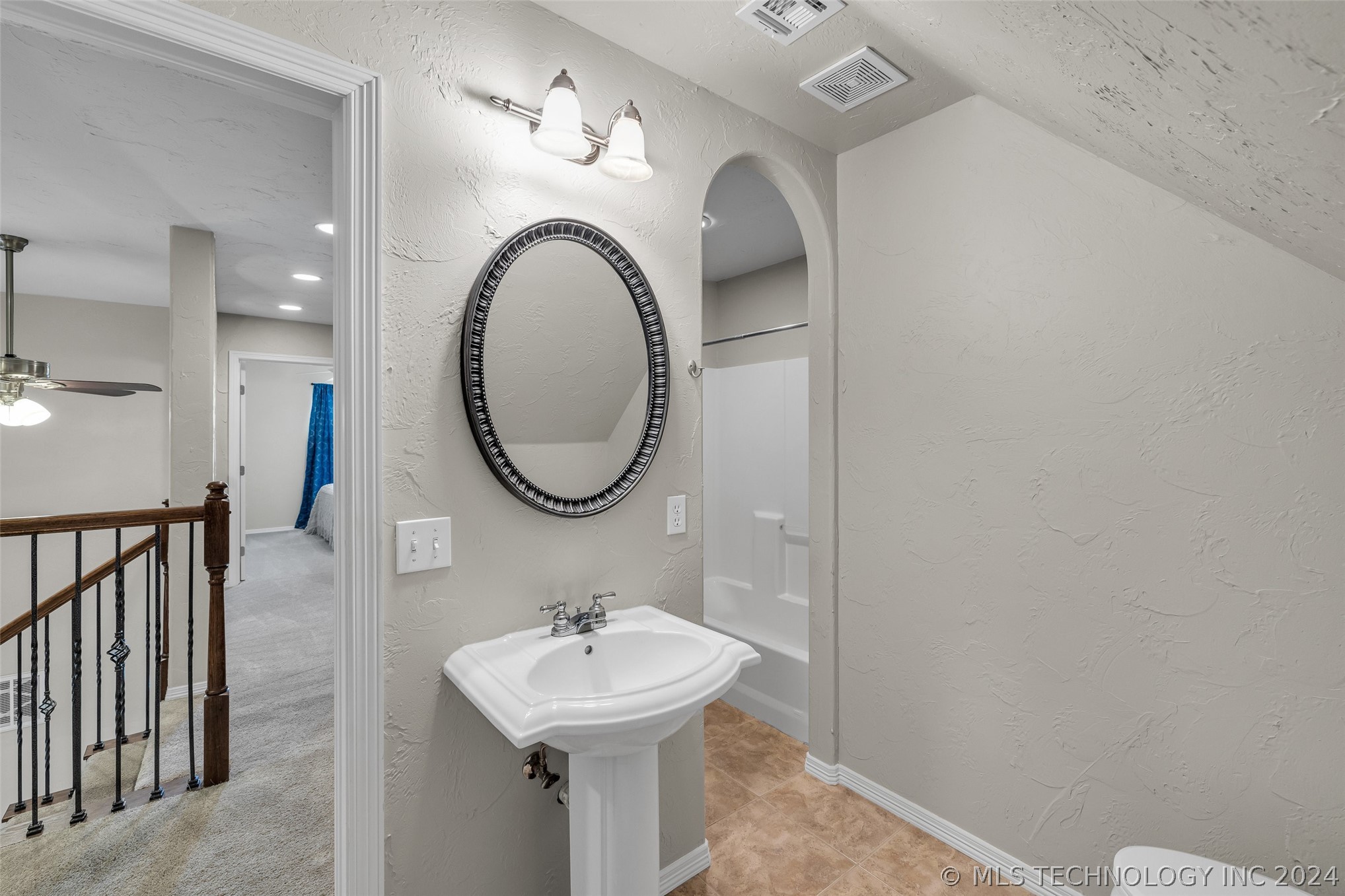 8227 Vintage Trace Drive