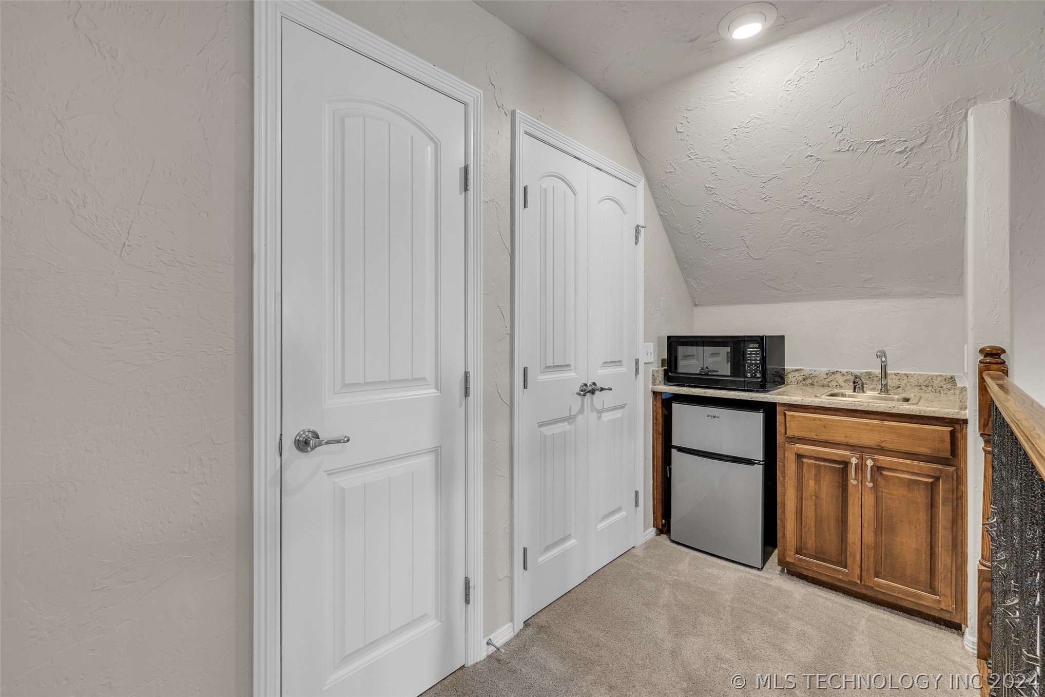 8227 Vintage Trace Drive