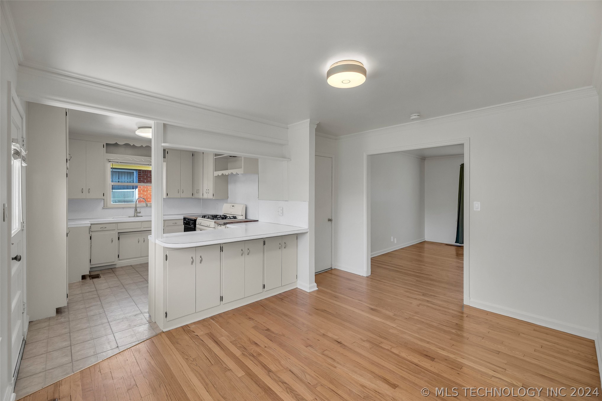 2648 S Vandalia Avenue