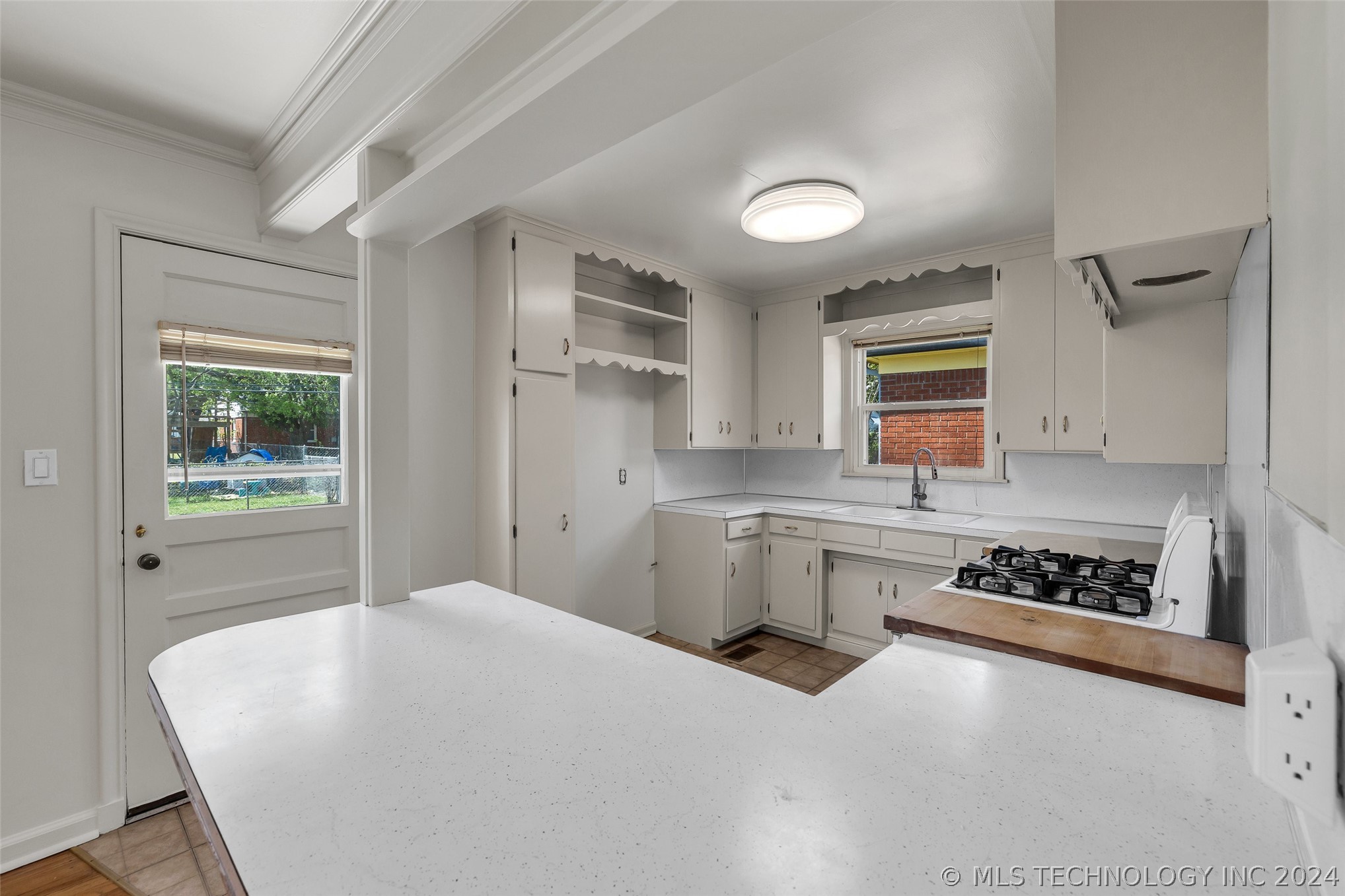 2648 S Vandalia Avenue