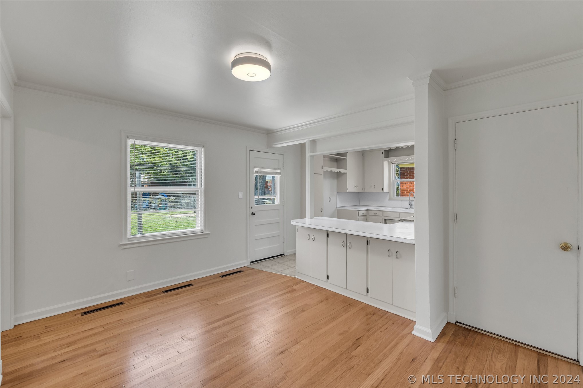 2648 S Vandalia Avenue