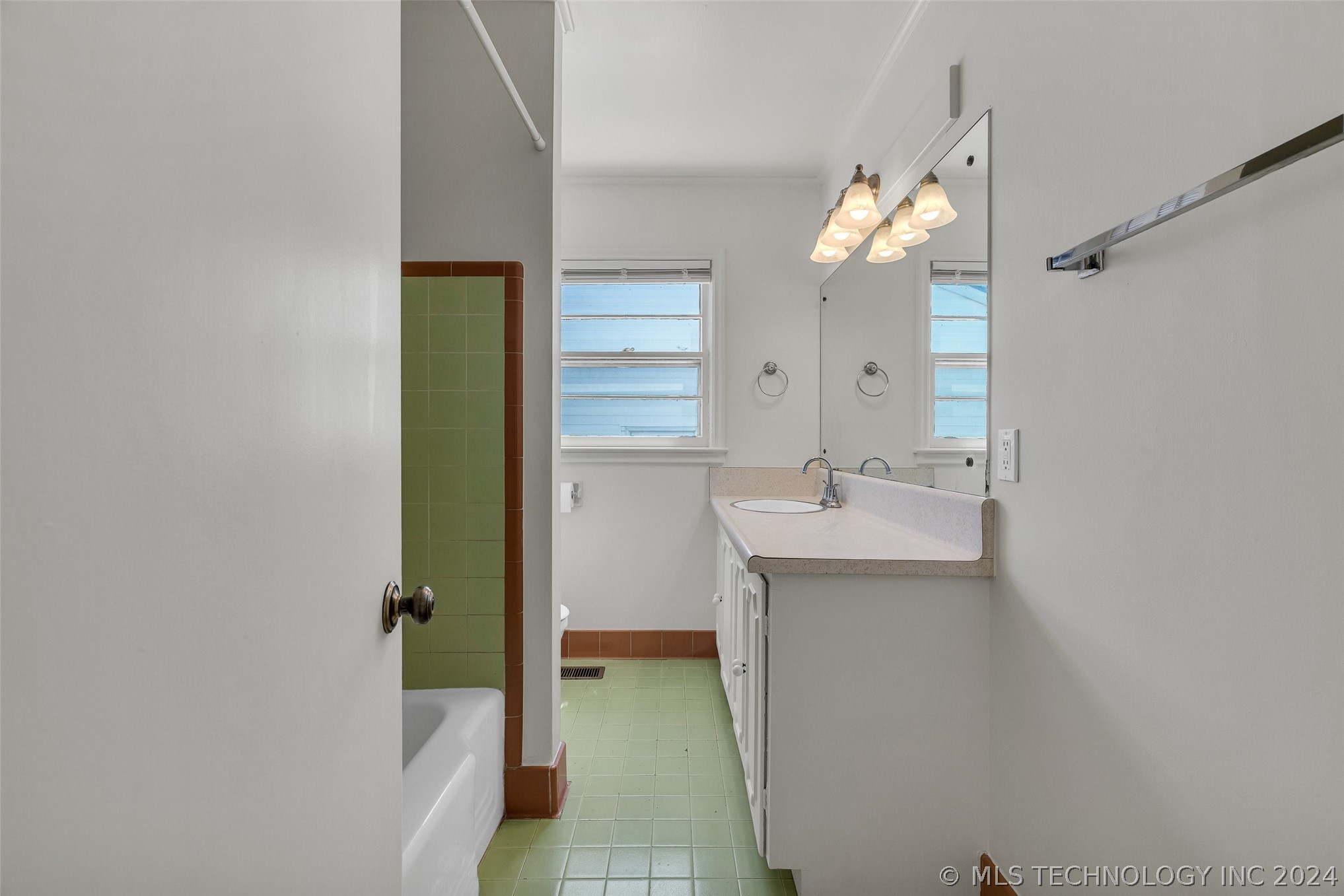 2648 S Vandalia Avenue