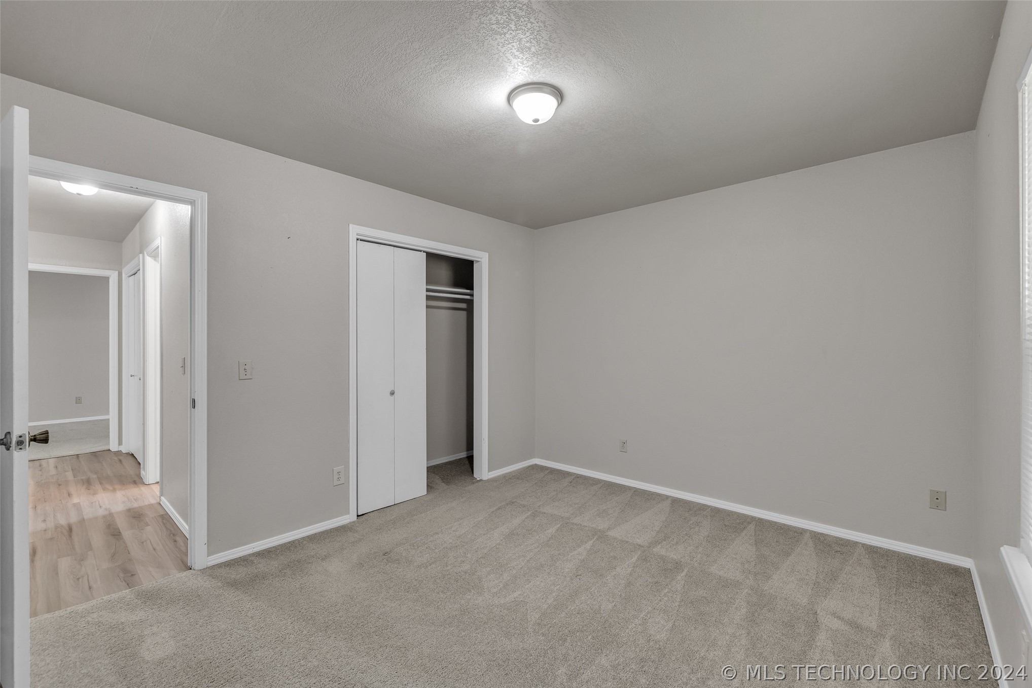 1916 S Aster Avenue