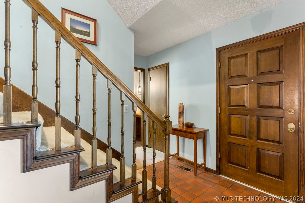 7207 S 70th East Avenue