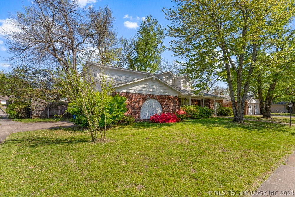 7207 S 70th East Avenue