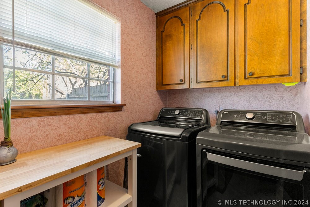 7207 S 70th East Avenue