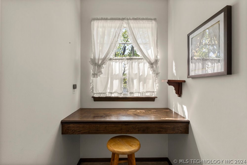 7207 S 70th East Avenue