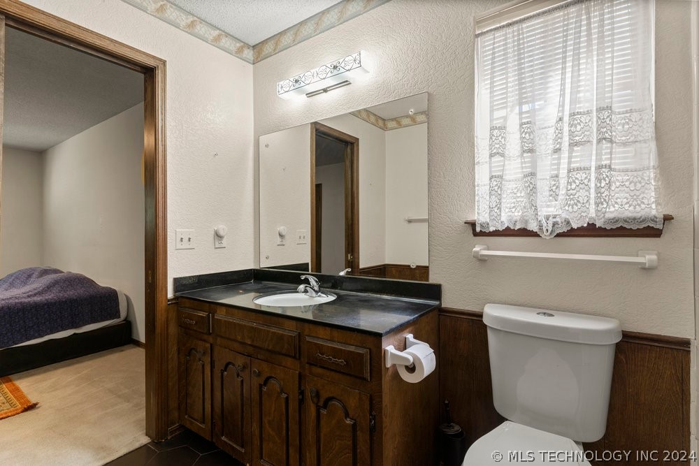 7207 S 70th East Avenue