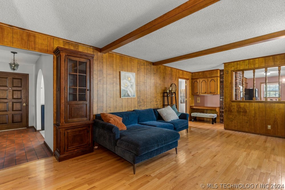 7207 S 70th East Avenue