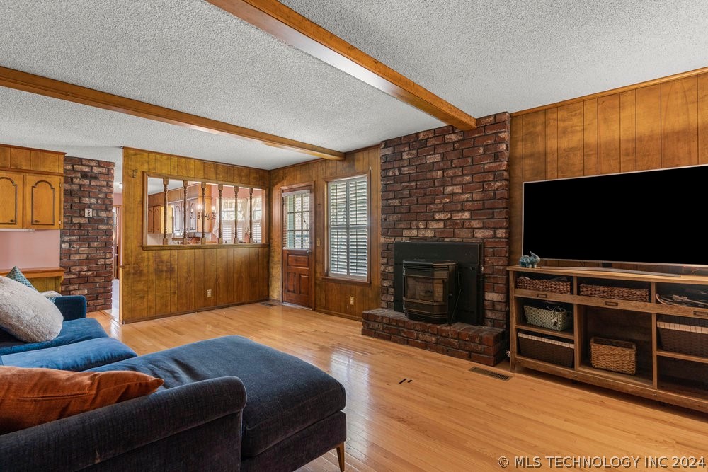 7207 S 70th East Avenue