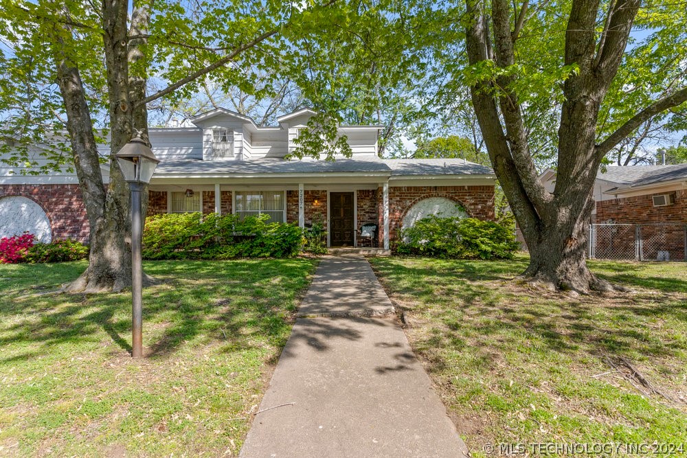 7207 S 70th East Avenue