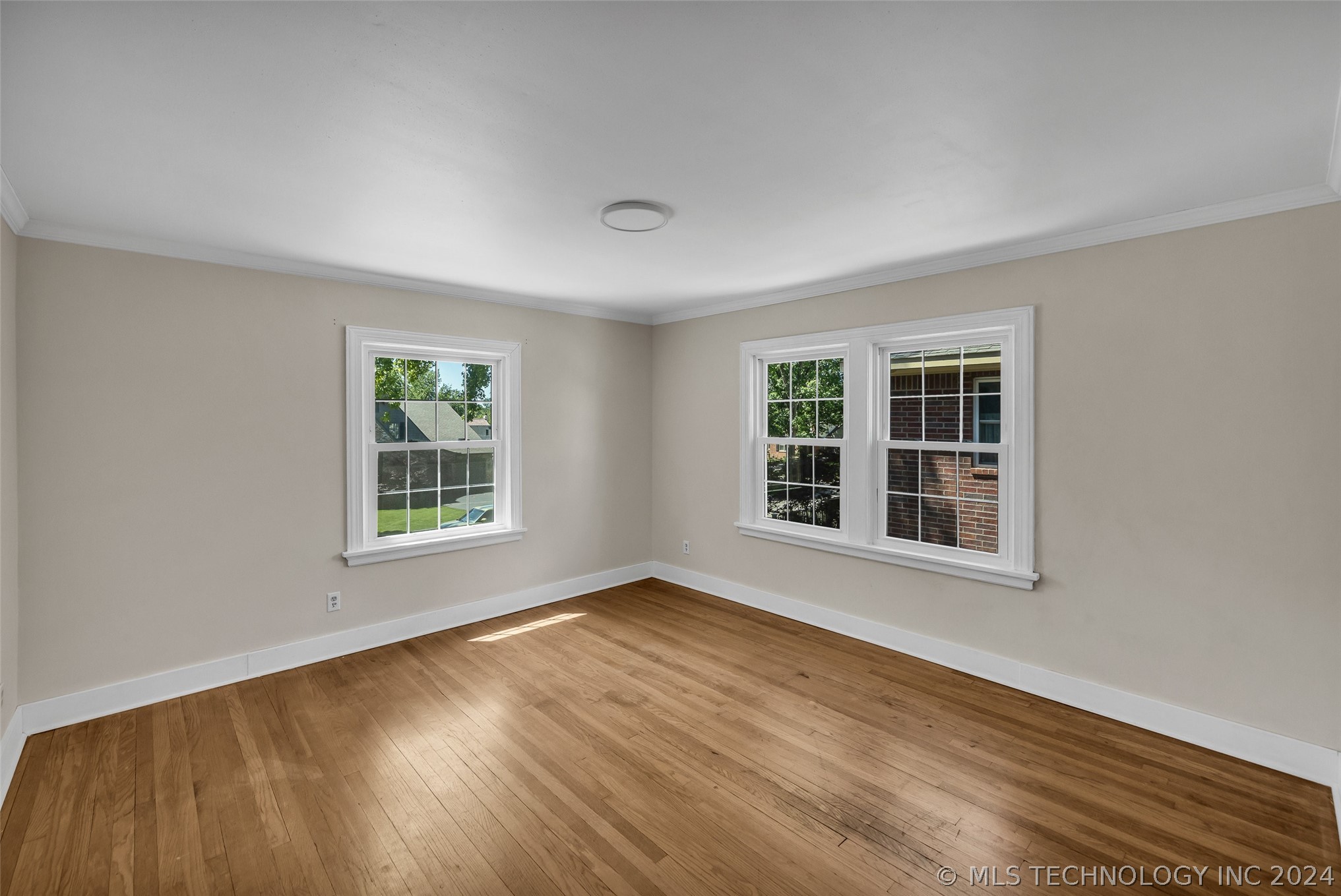 211 E 27th Street