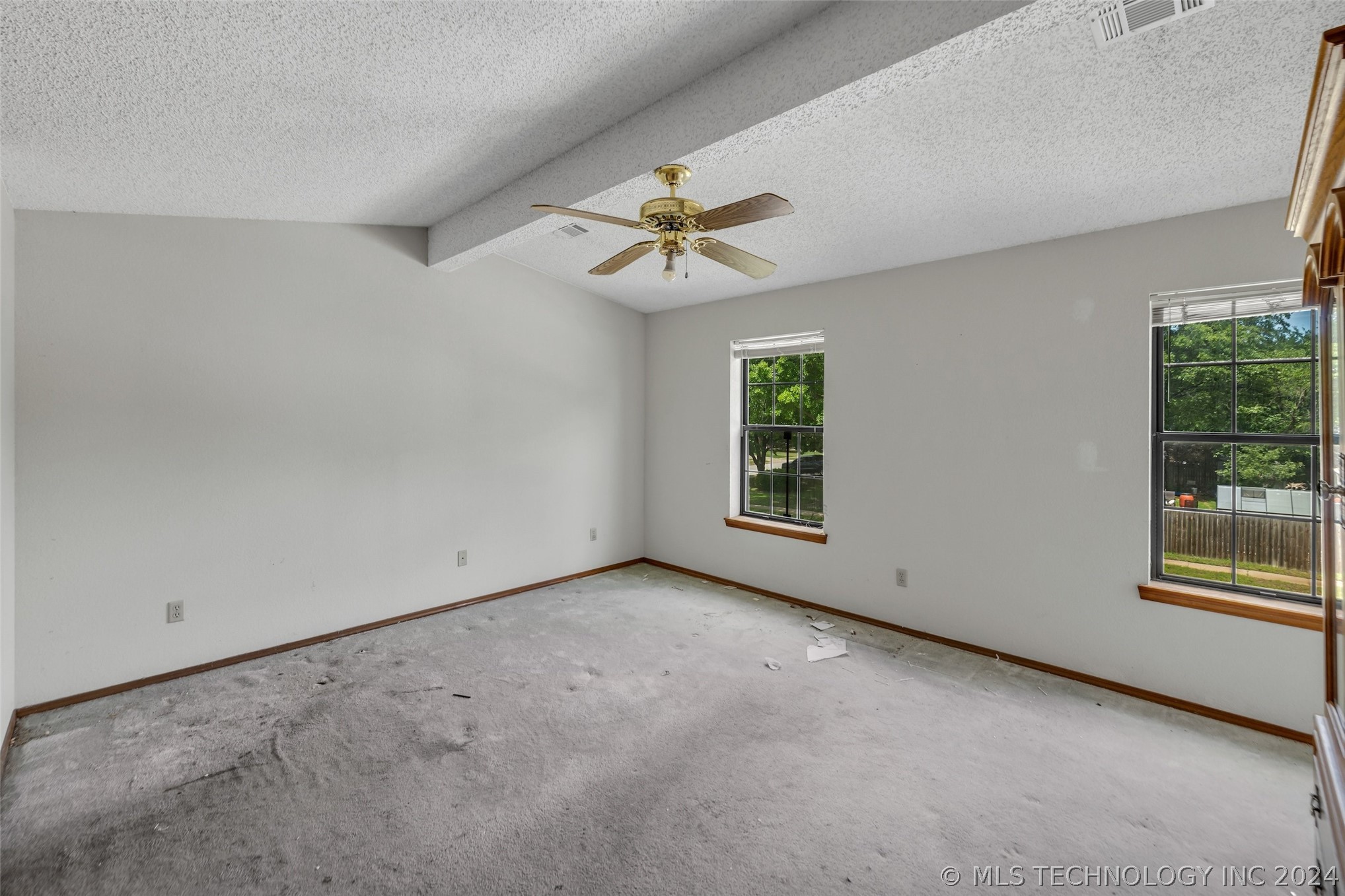 2825 W Vandalia Street