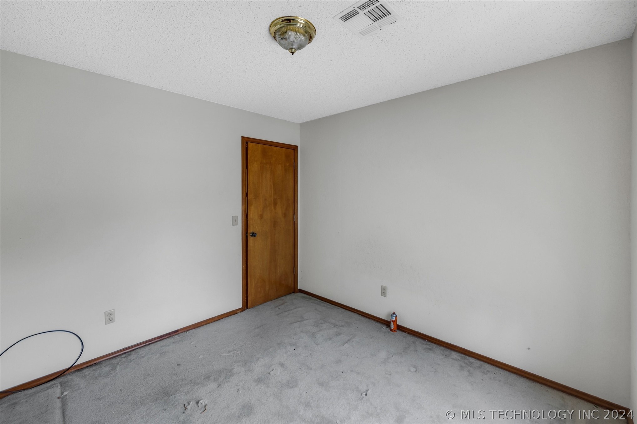 2825 W Vandalia Street