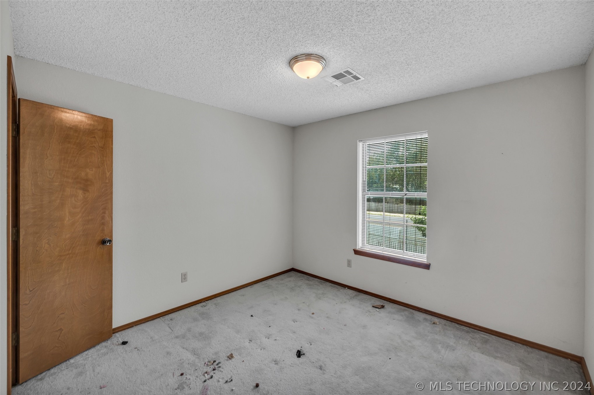 2825 W Vandalia Street