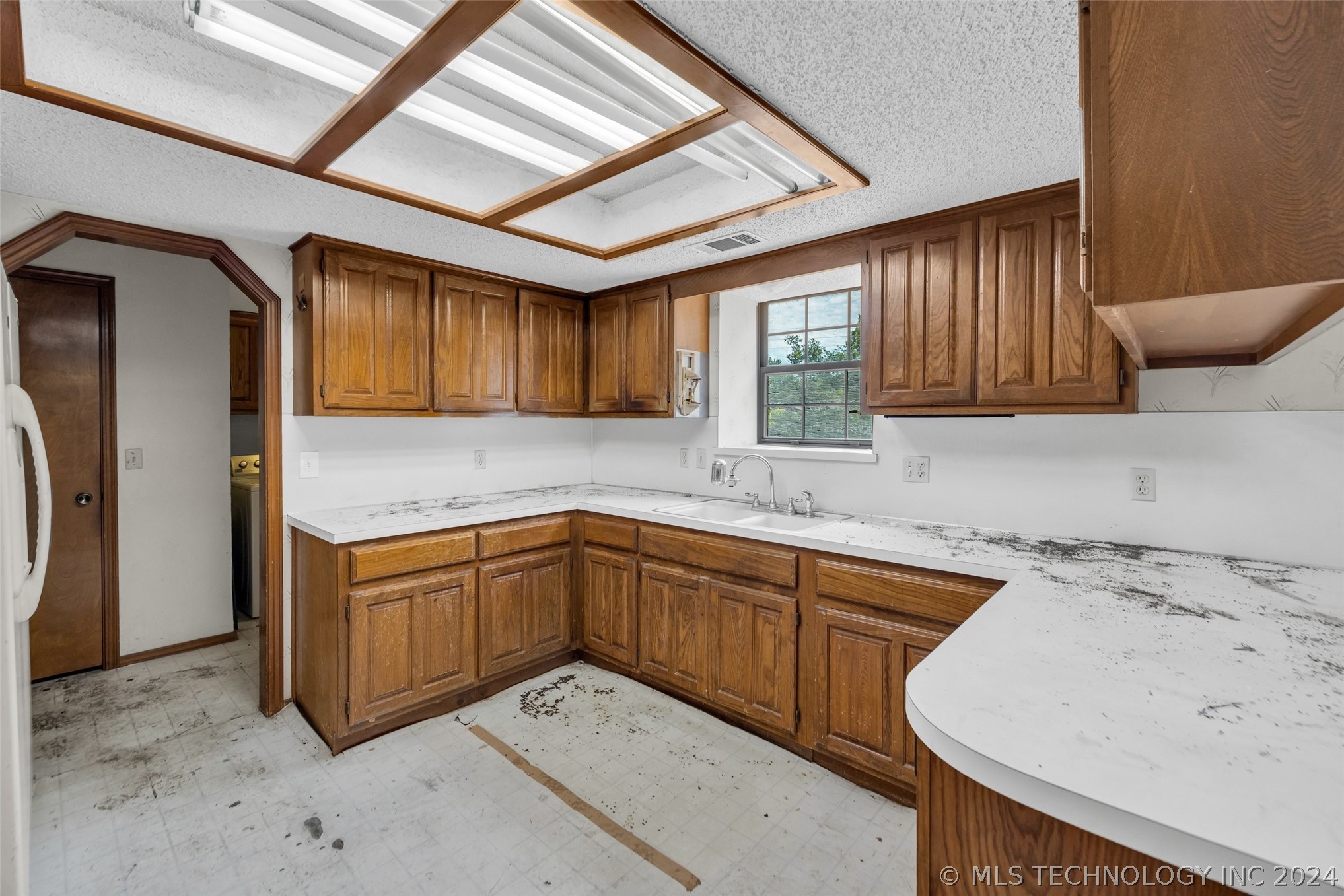 2825 W Vandalia Street