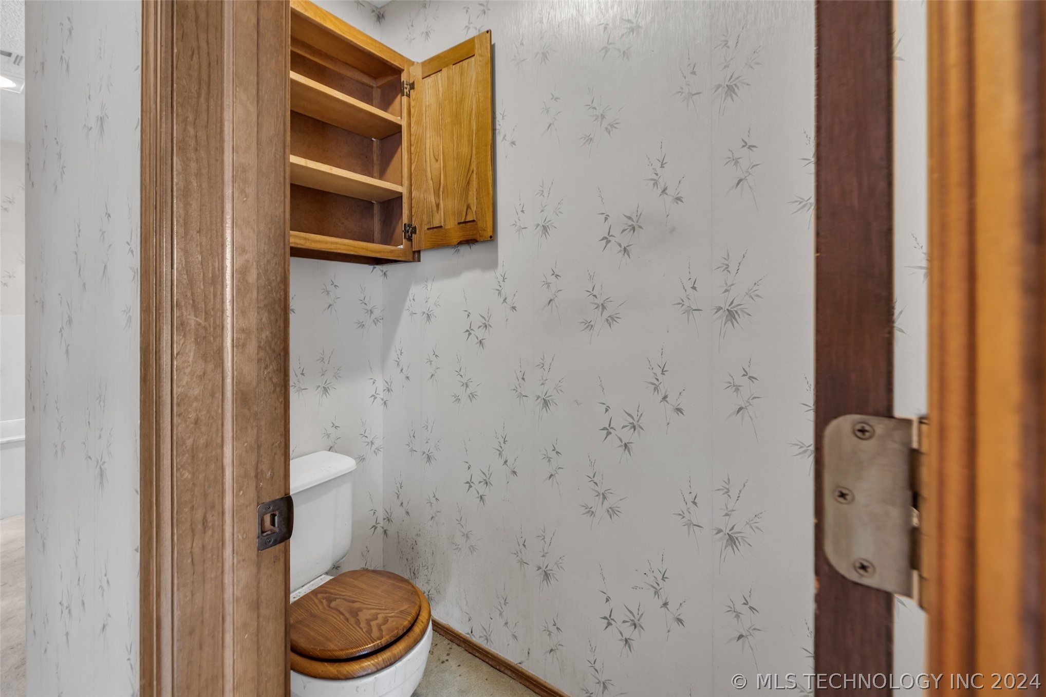 2825 W Vandalia Street