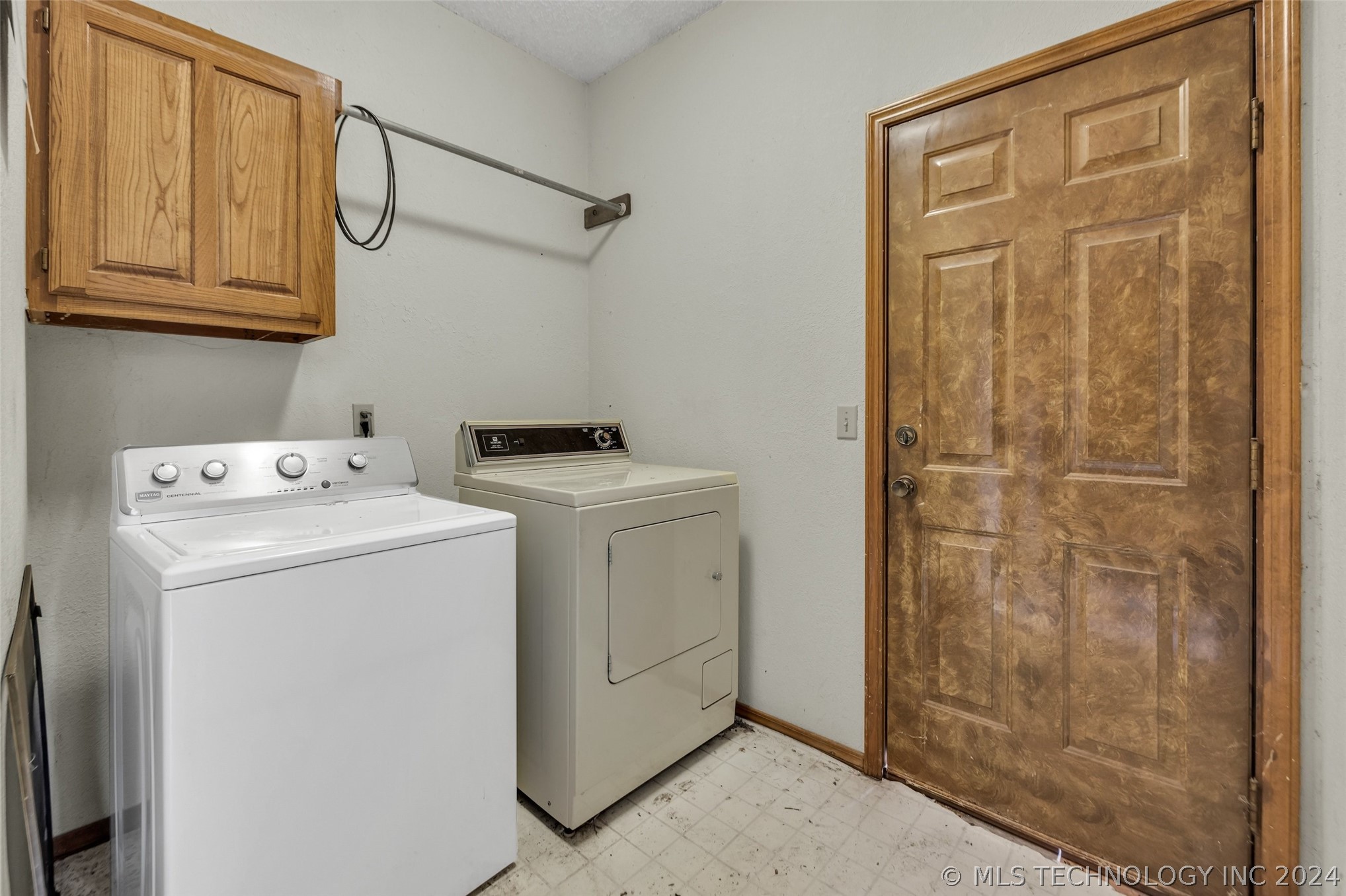 2825 W Vandalia Street