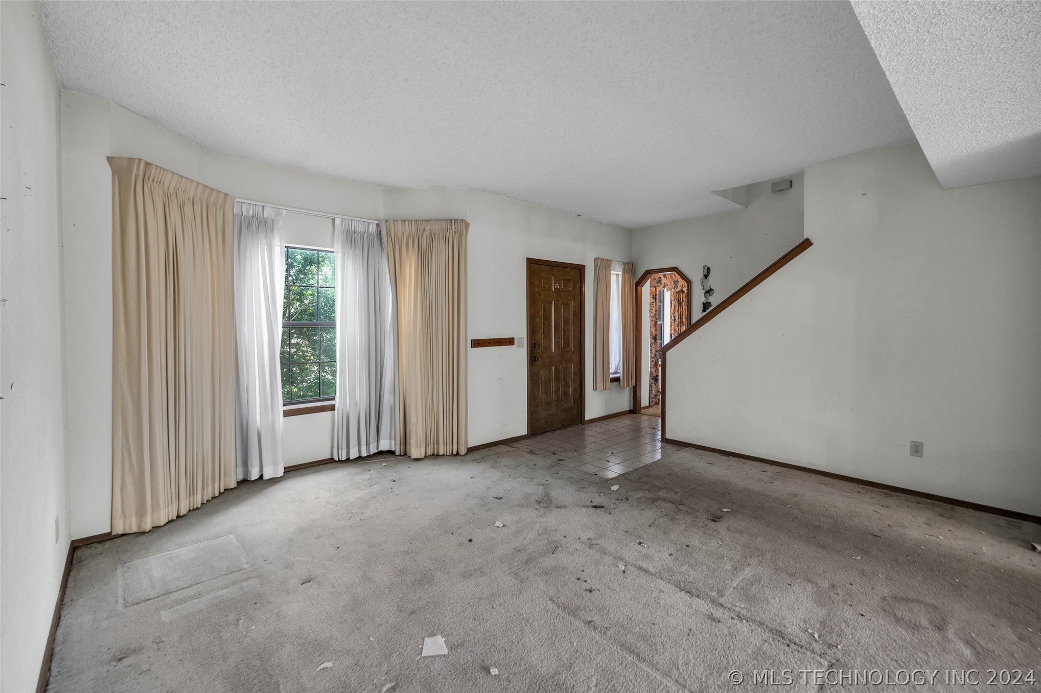 2825 W Vandalia Street