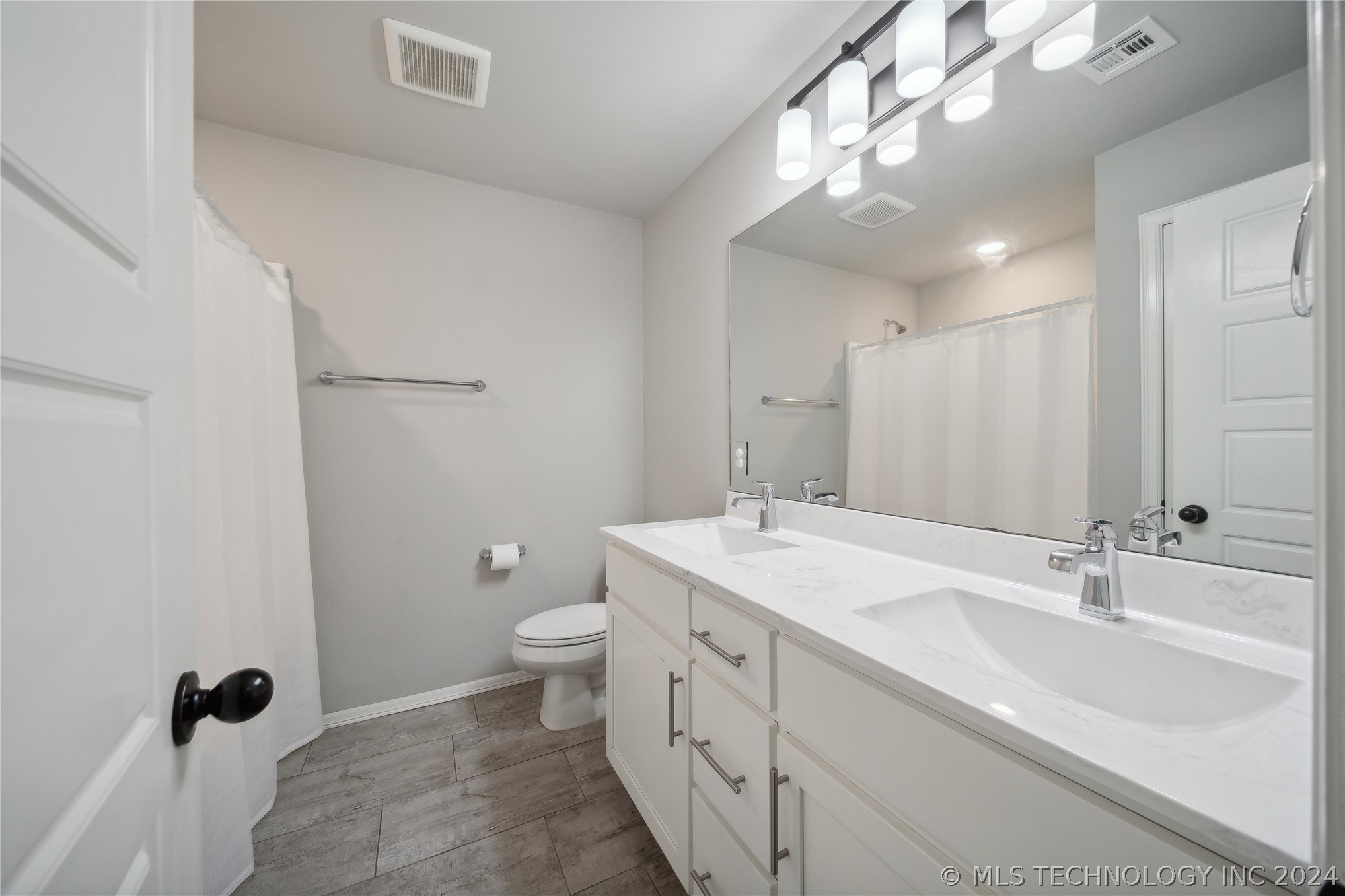 2610 W 115th Street