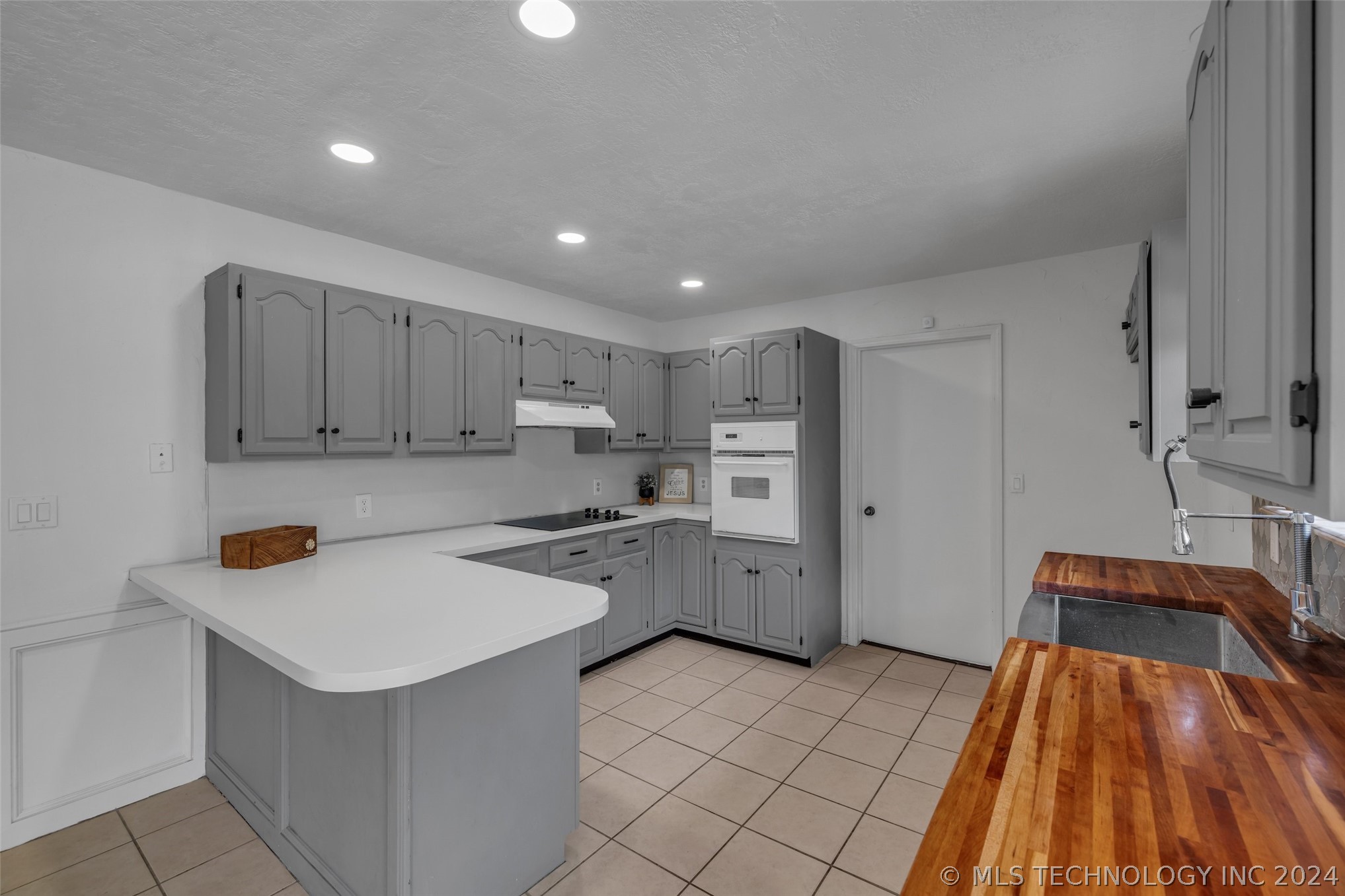 800 W Decatur Street