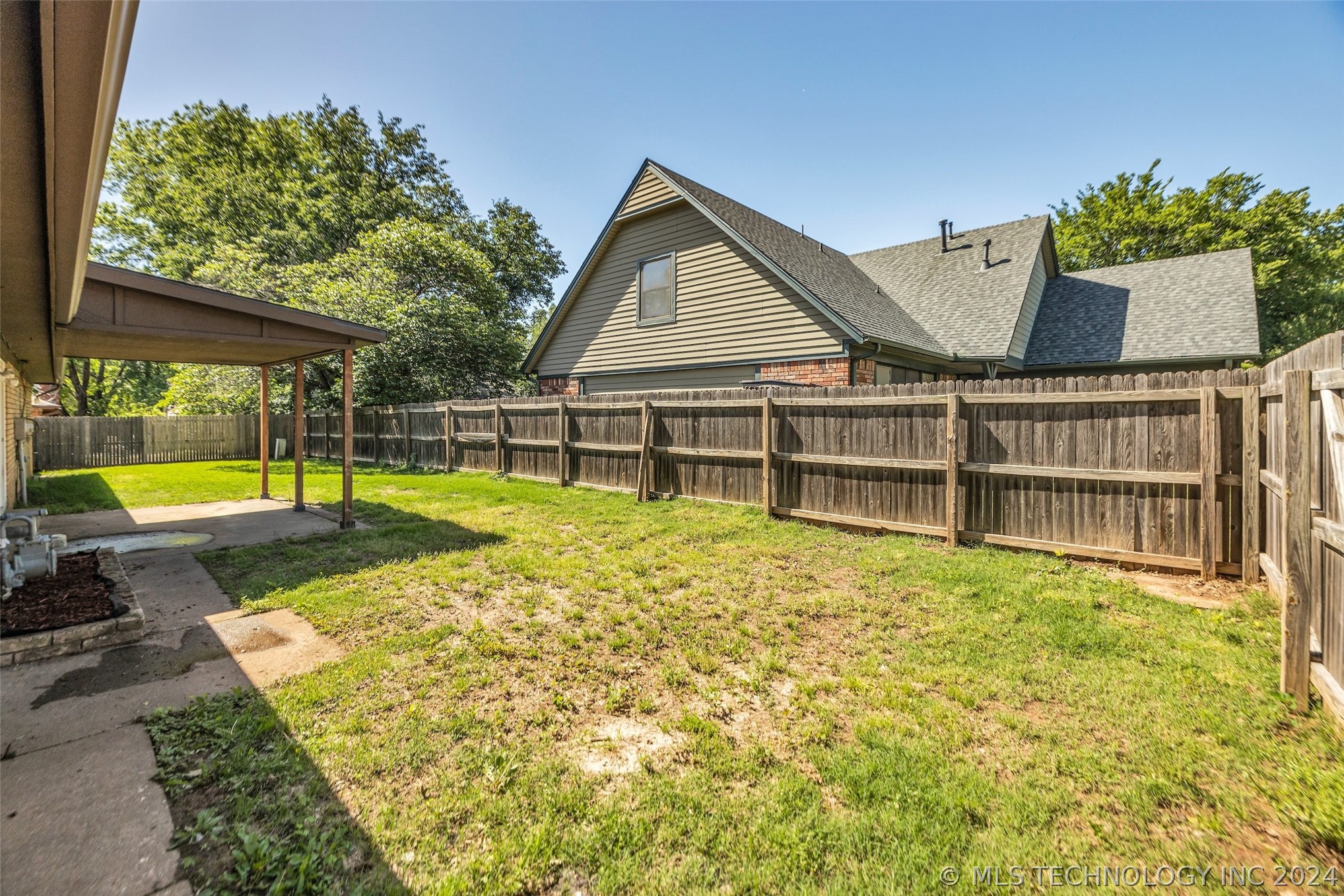 800 W Decatur Street