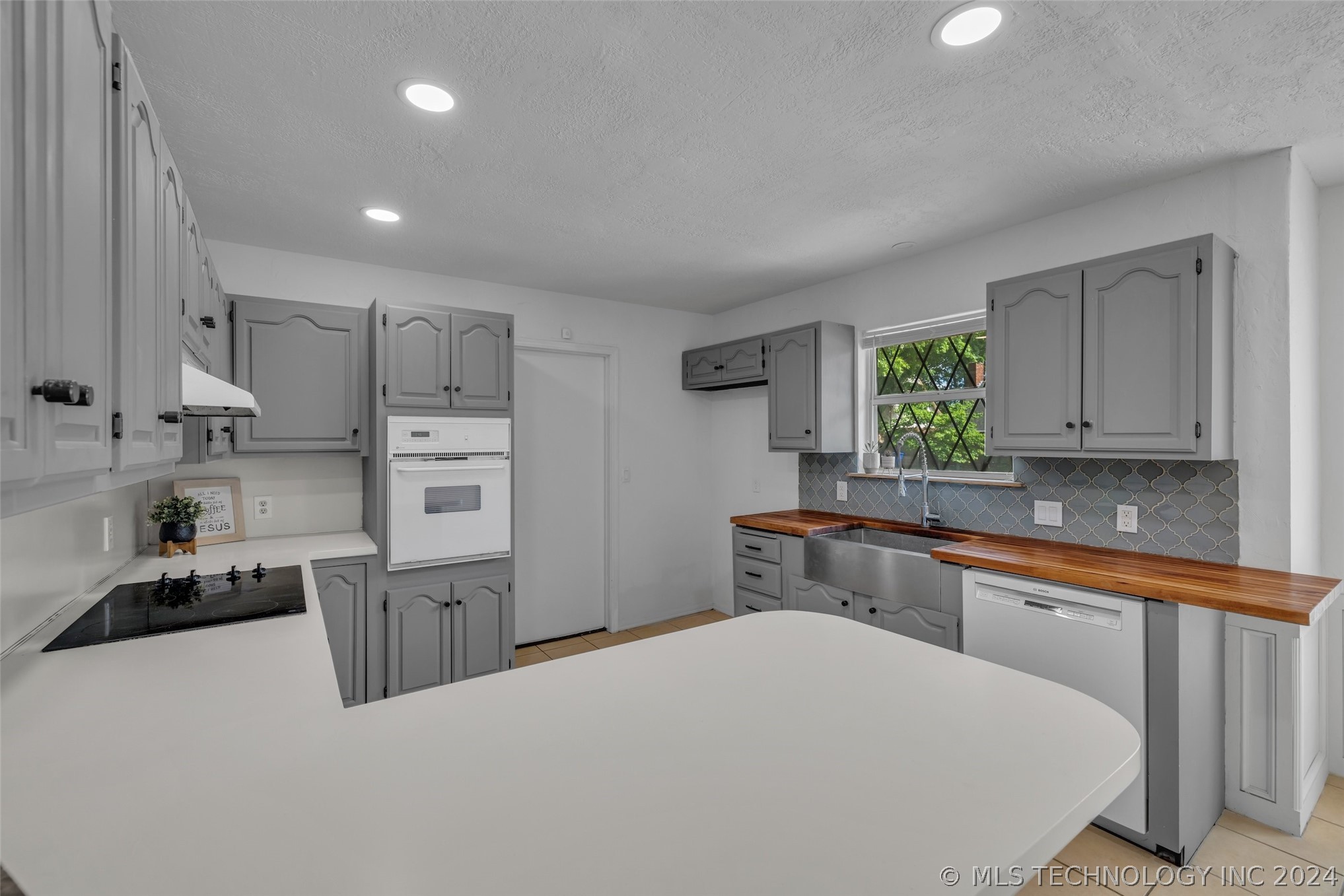 800 W Decatur Street