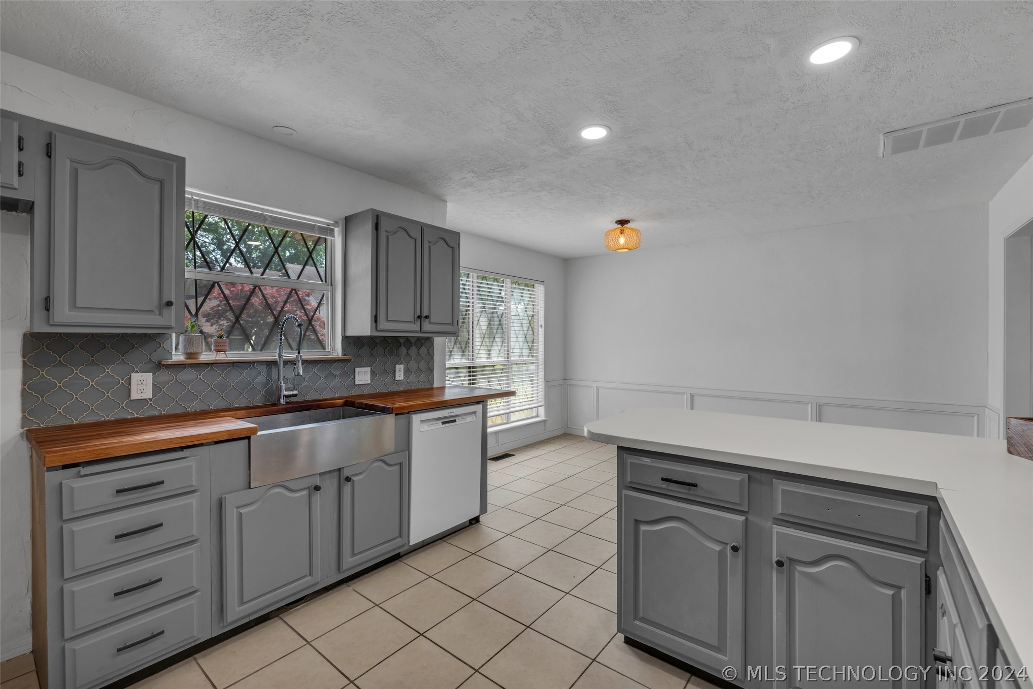 800 W Decatur Street