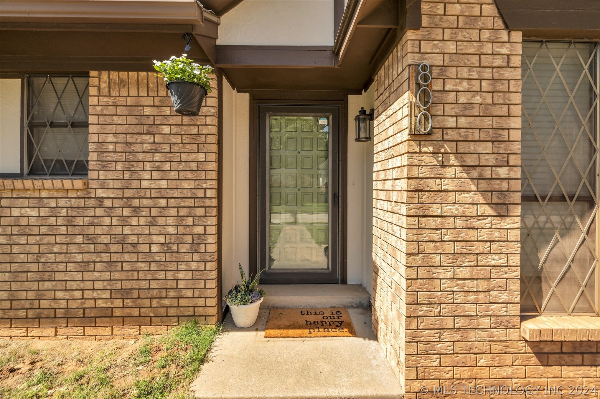 800 W Decatur Street