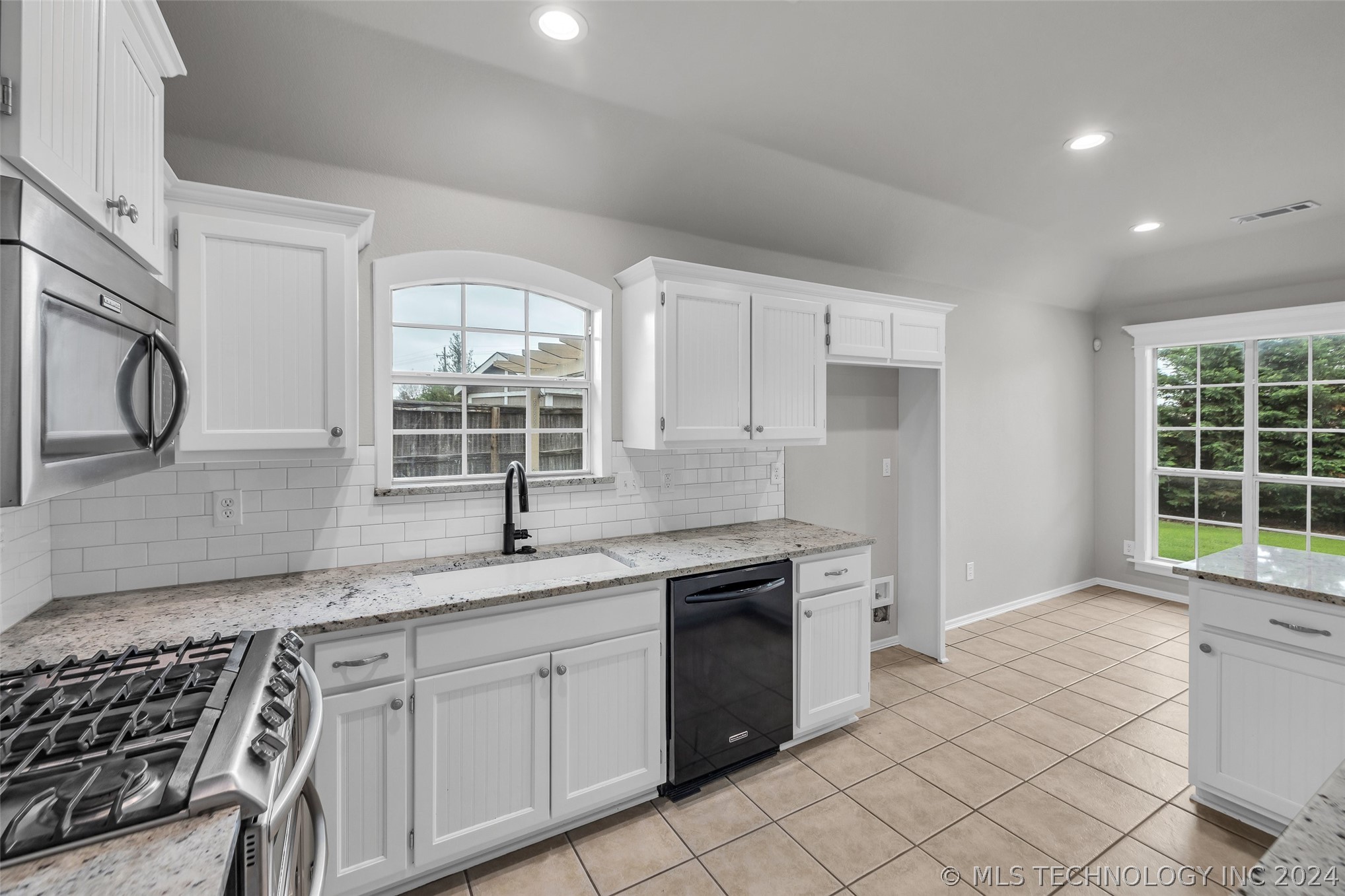 422 W 120th Place S