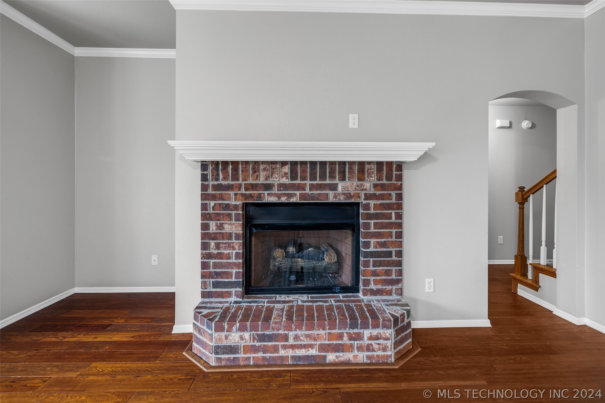 422 W 120th Place S