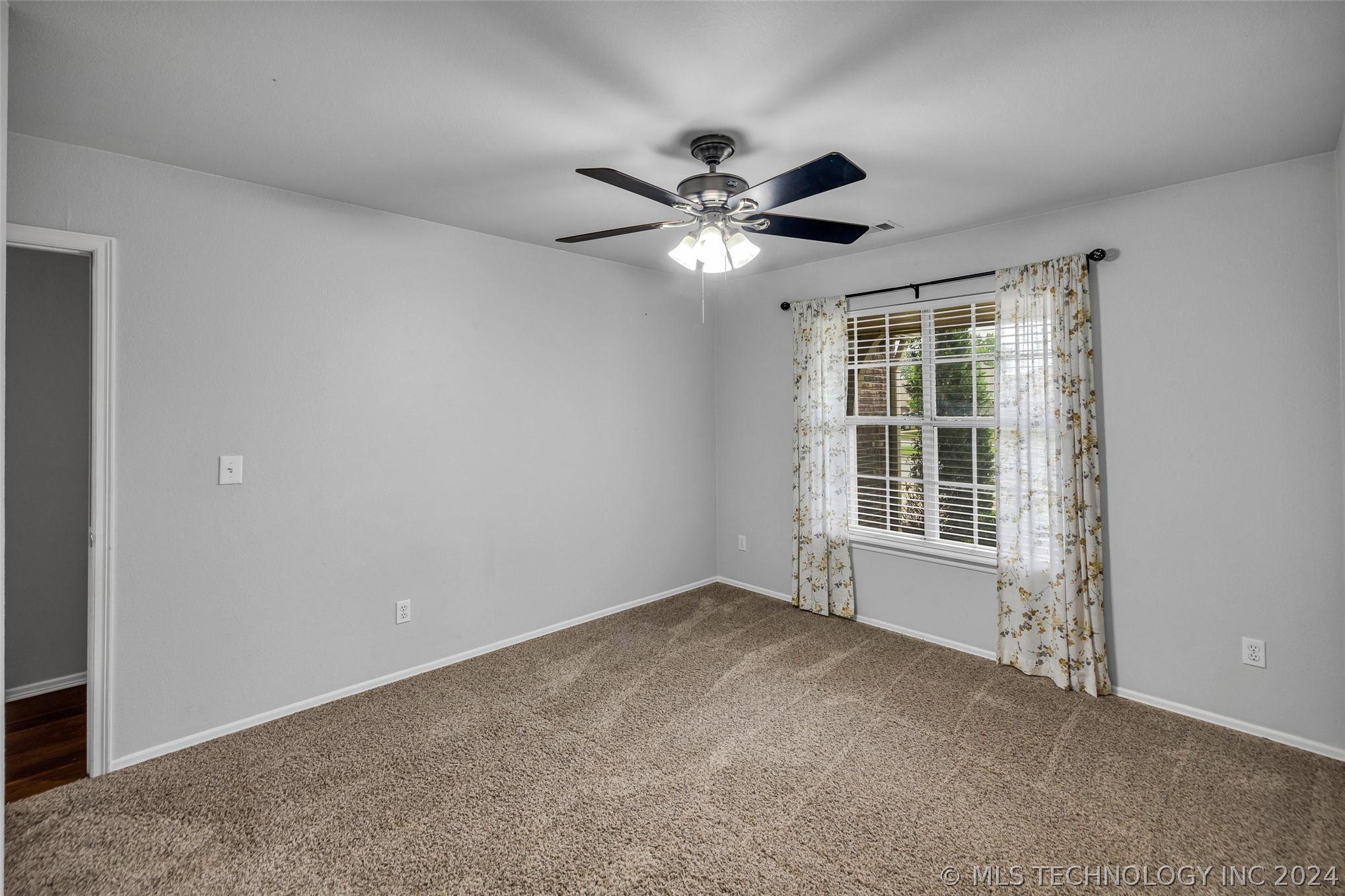422 W 120th Place S
